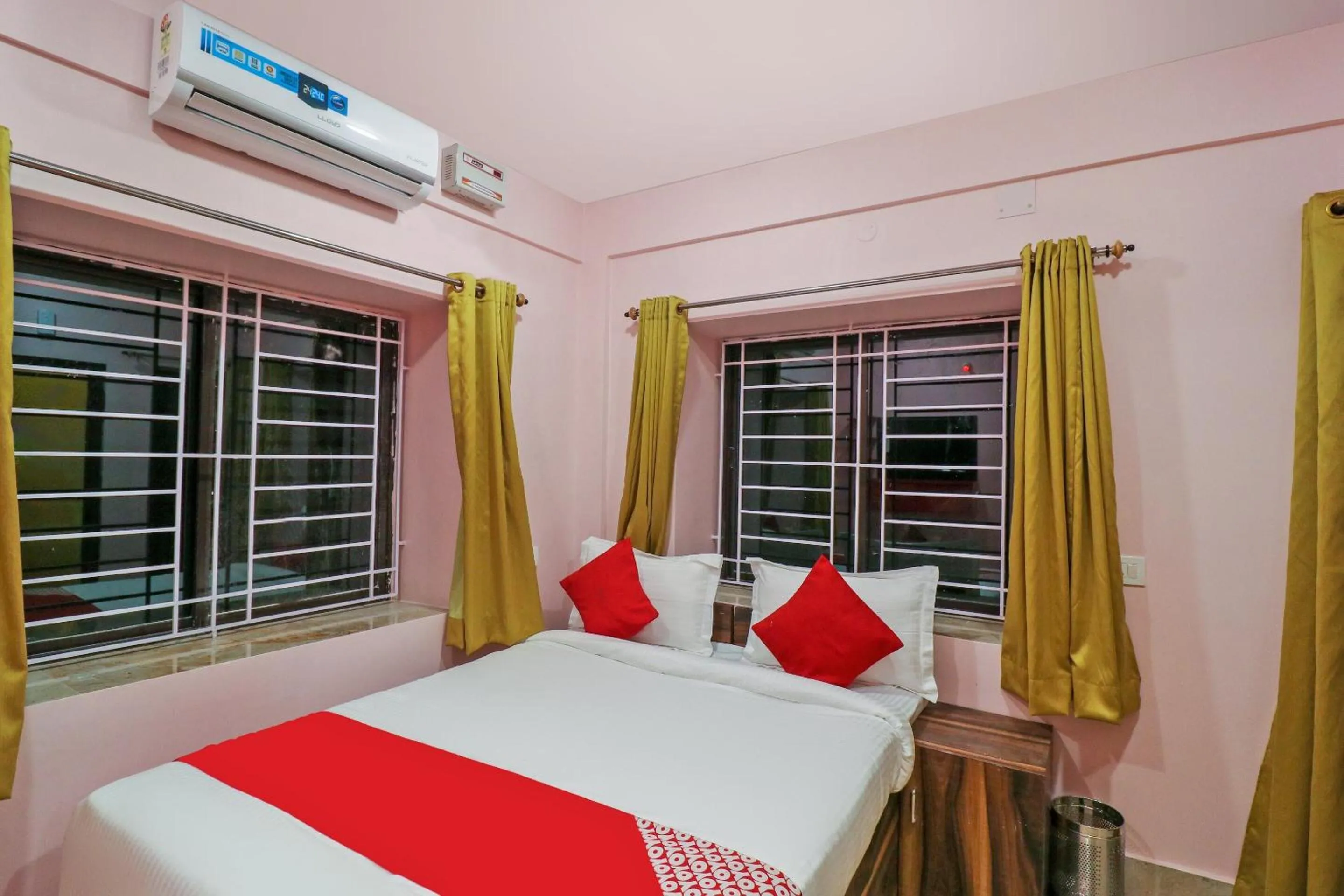 Bedroom, Bed in Collection O NEOSTAY TOWN HOUSE