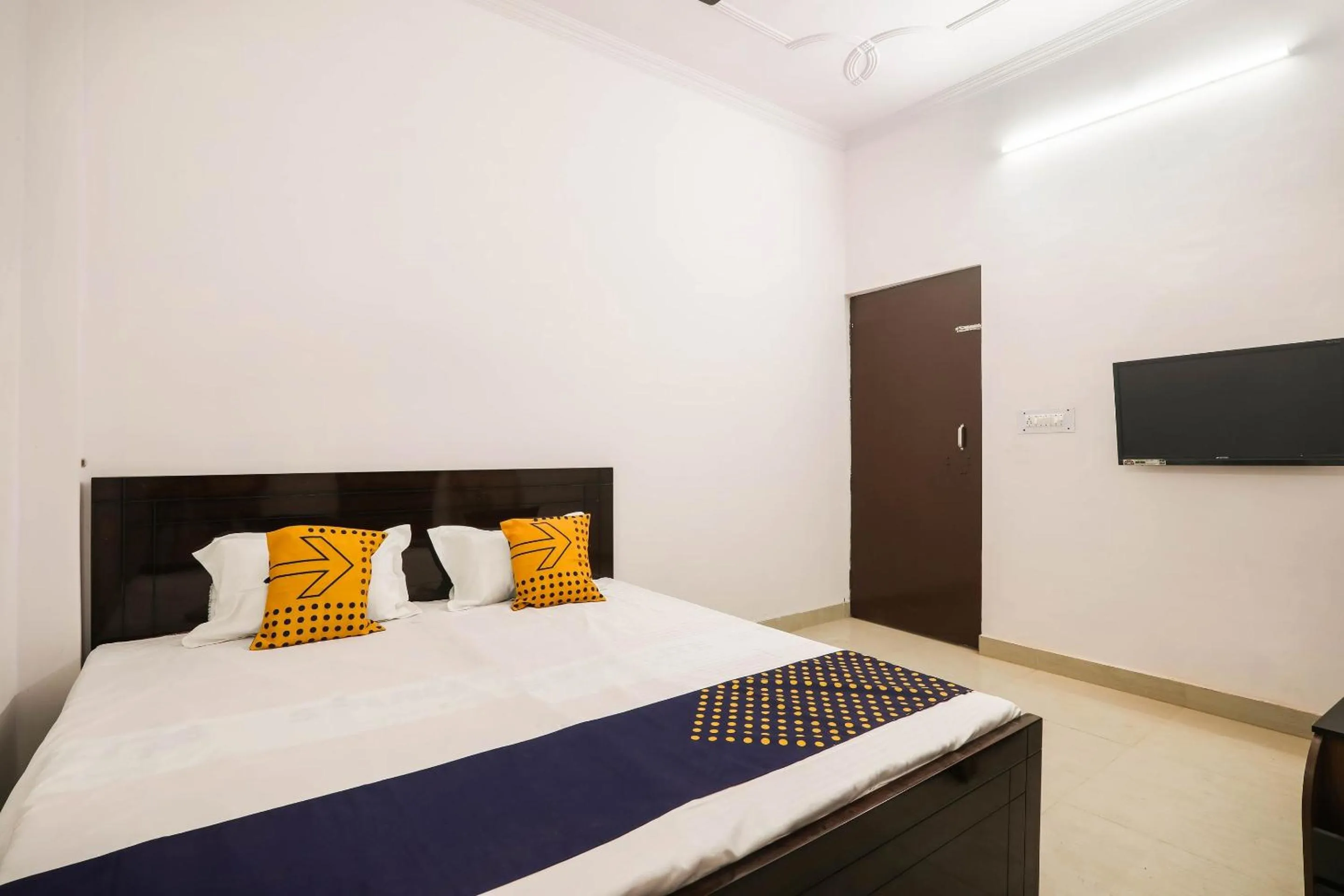 Bedroom, Bed in SPOT ON 76421 Kuldeep Inn