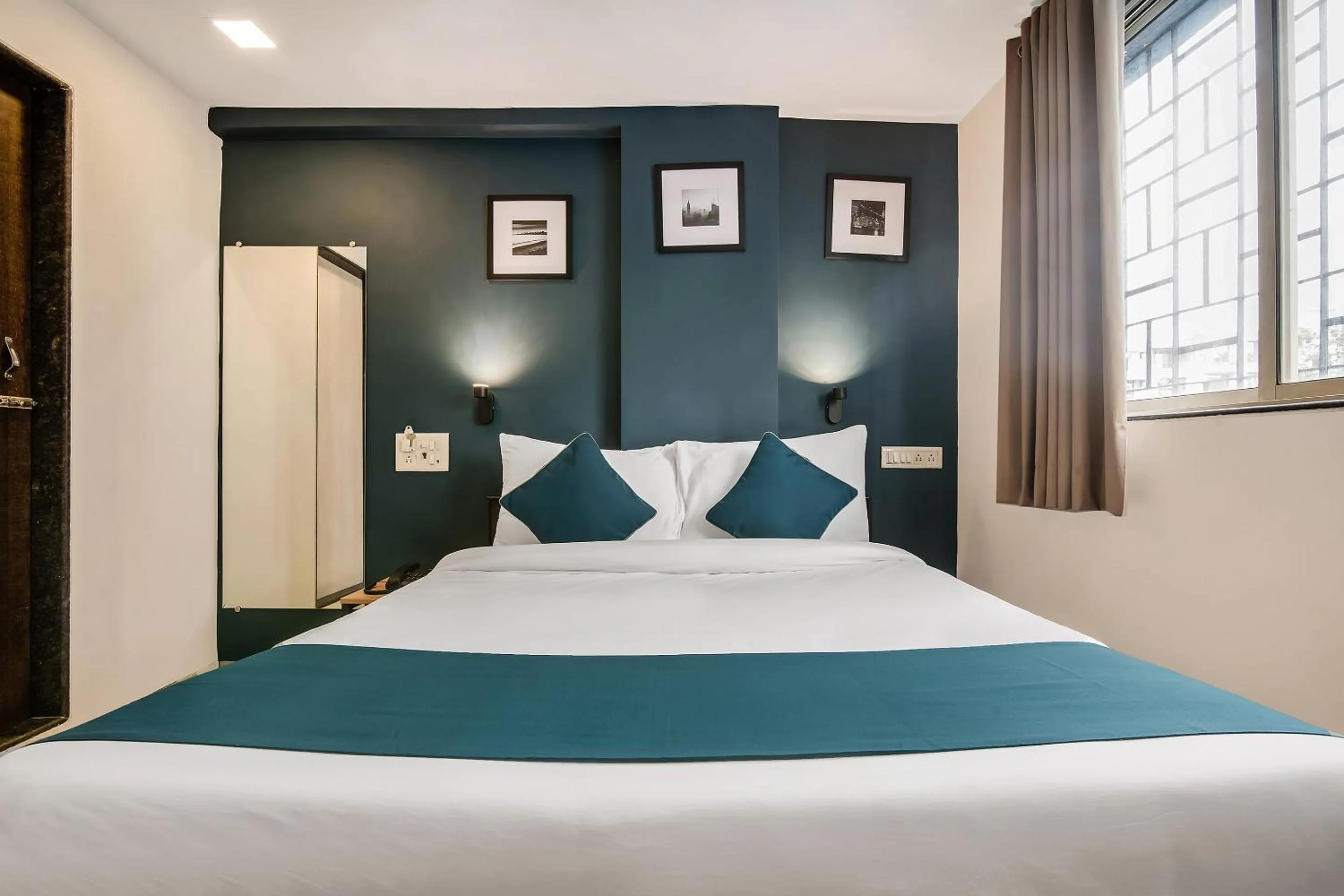 Bedroom, Bed in Hotel O Nirsukh Palace