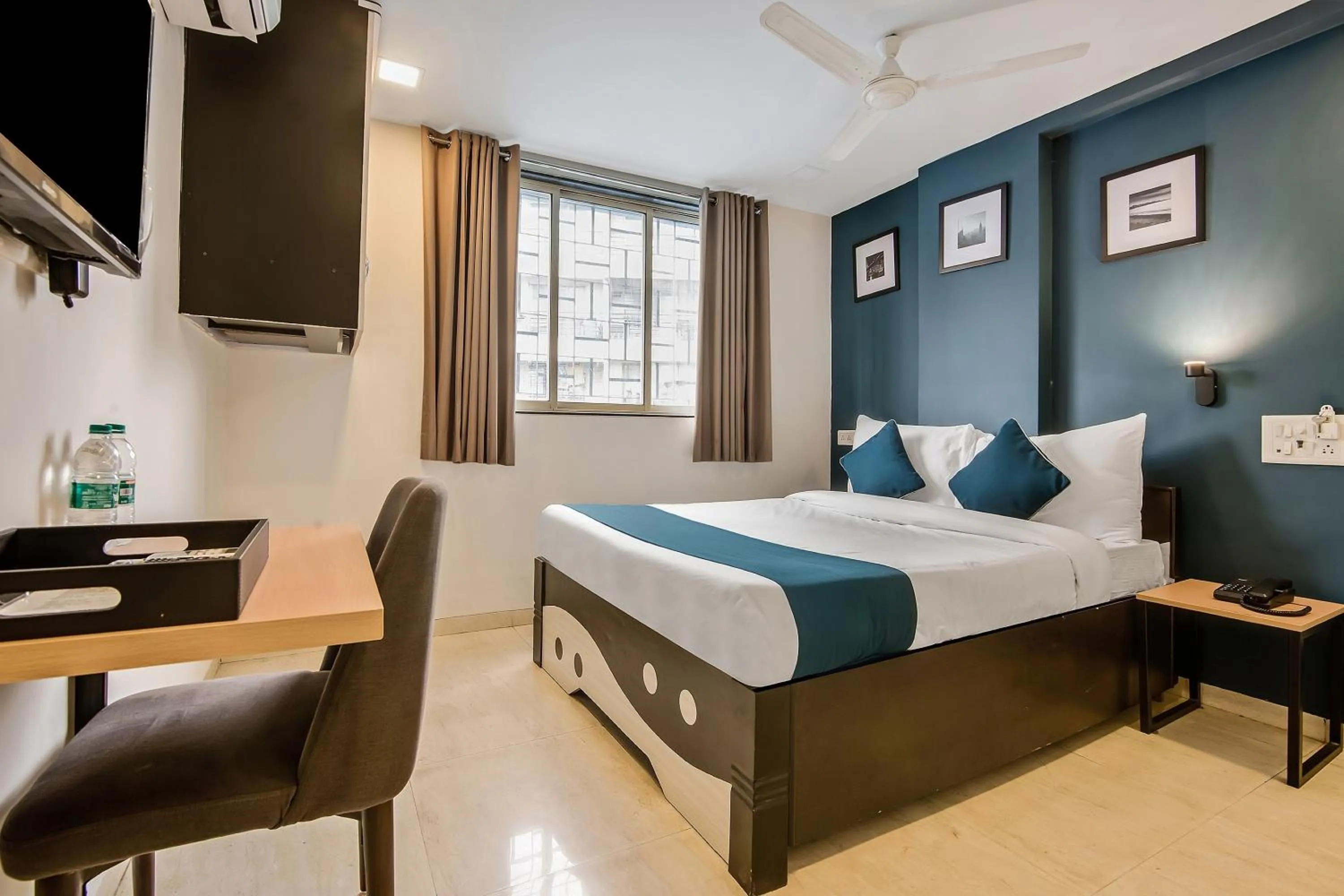 Bedroom, Bed in Hotel O Nirsukh Palace