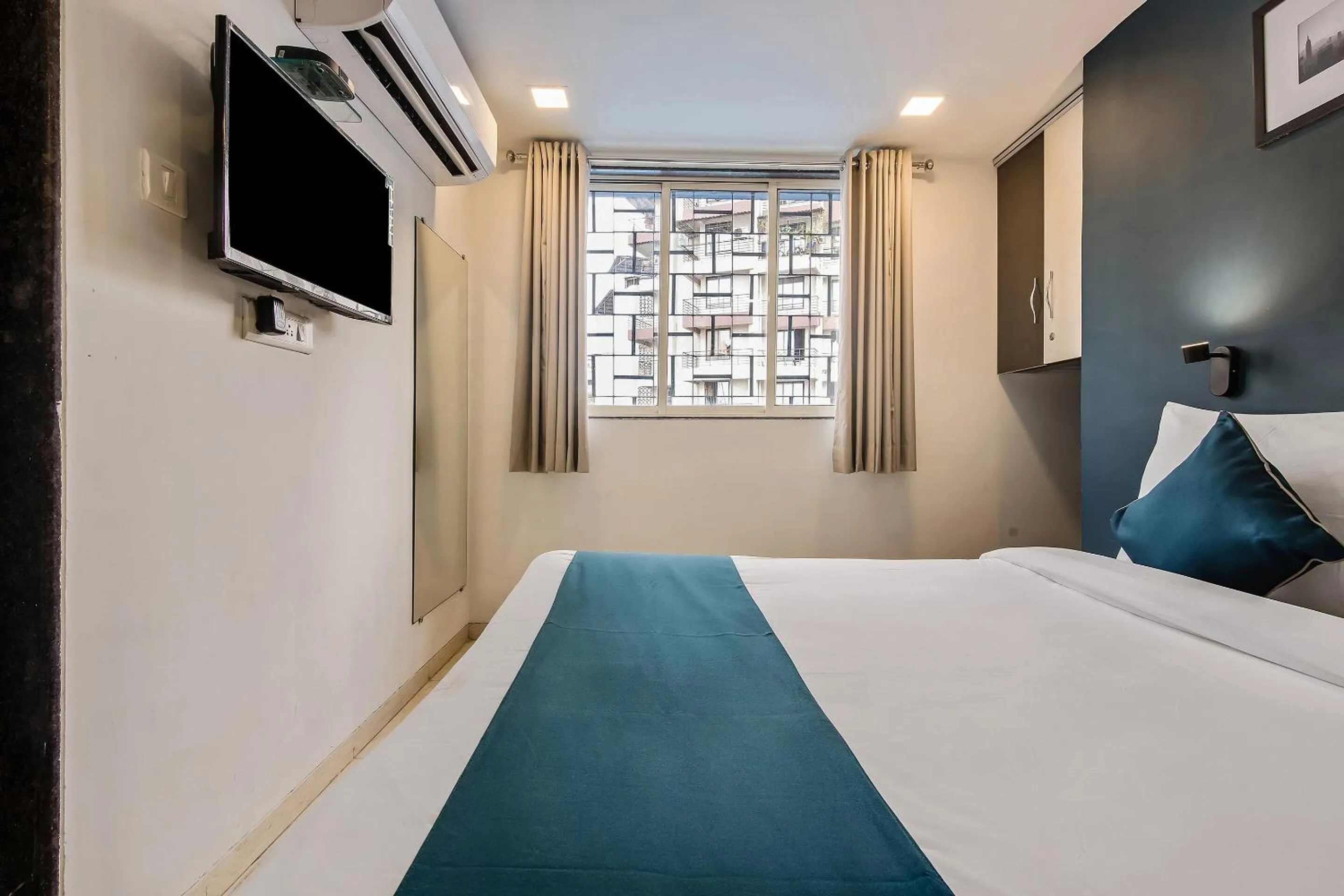 Bedroom, Bed in Hotel O Nirsukh Palace