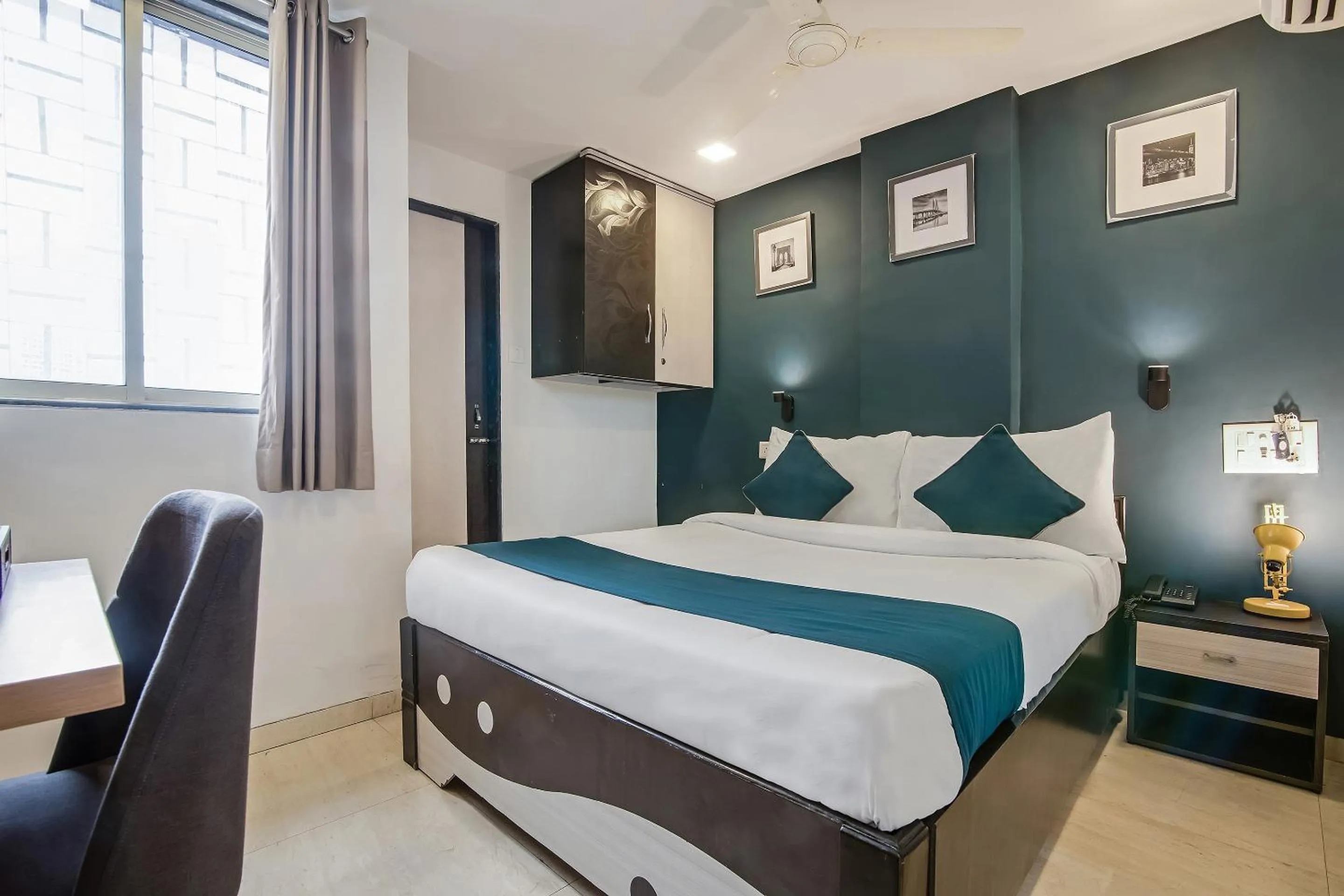 Bedroom, Bed in Hotel O Nirsukh Palace