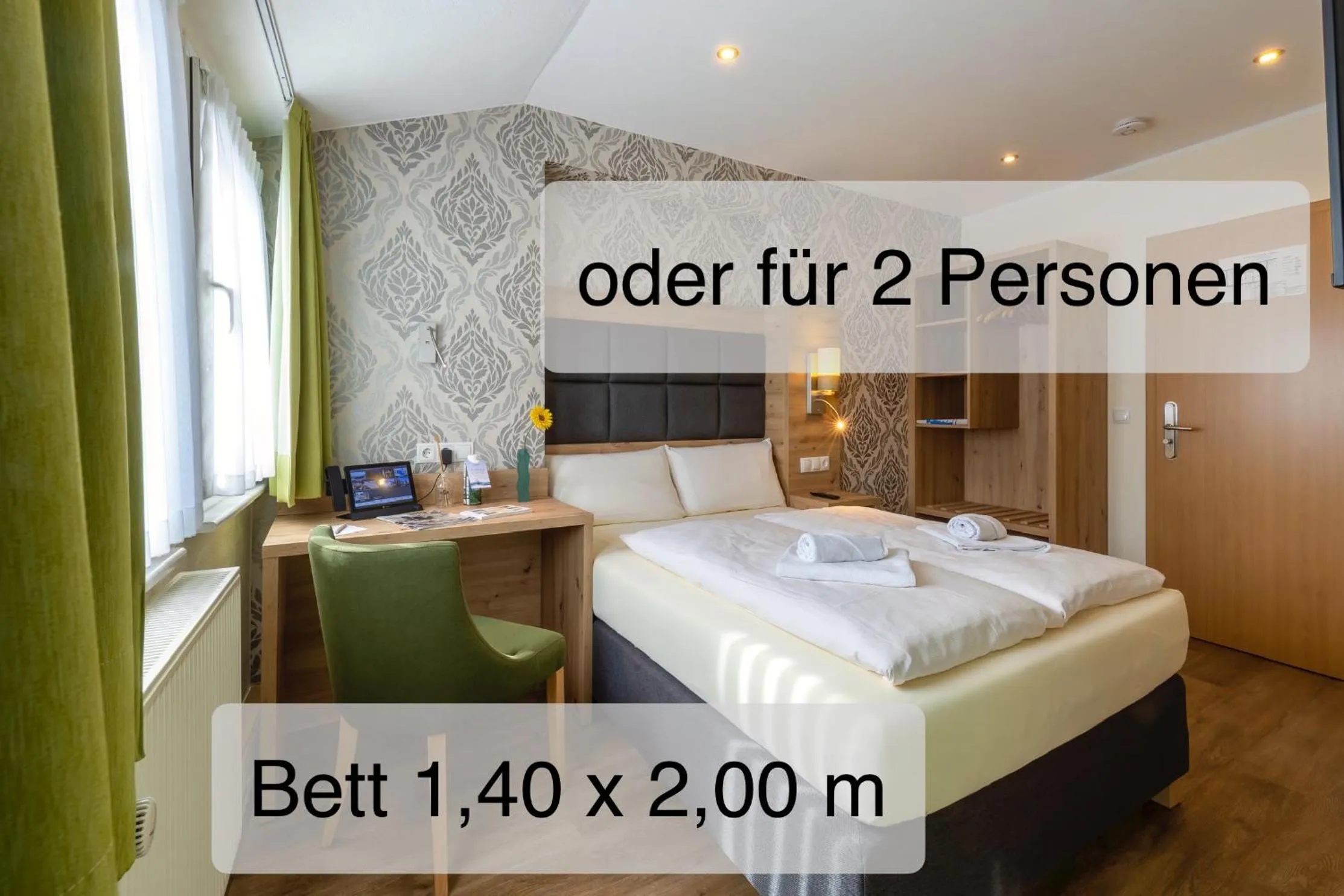 Photo of the whole room, Bed in AKZENT Hotel Restaurant Roter Ochse Rhens bei Koblenz