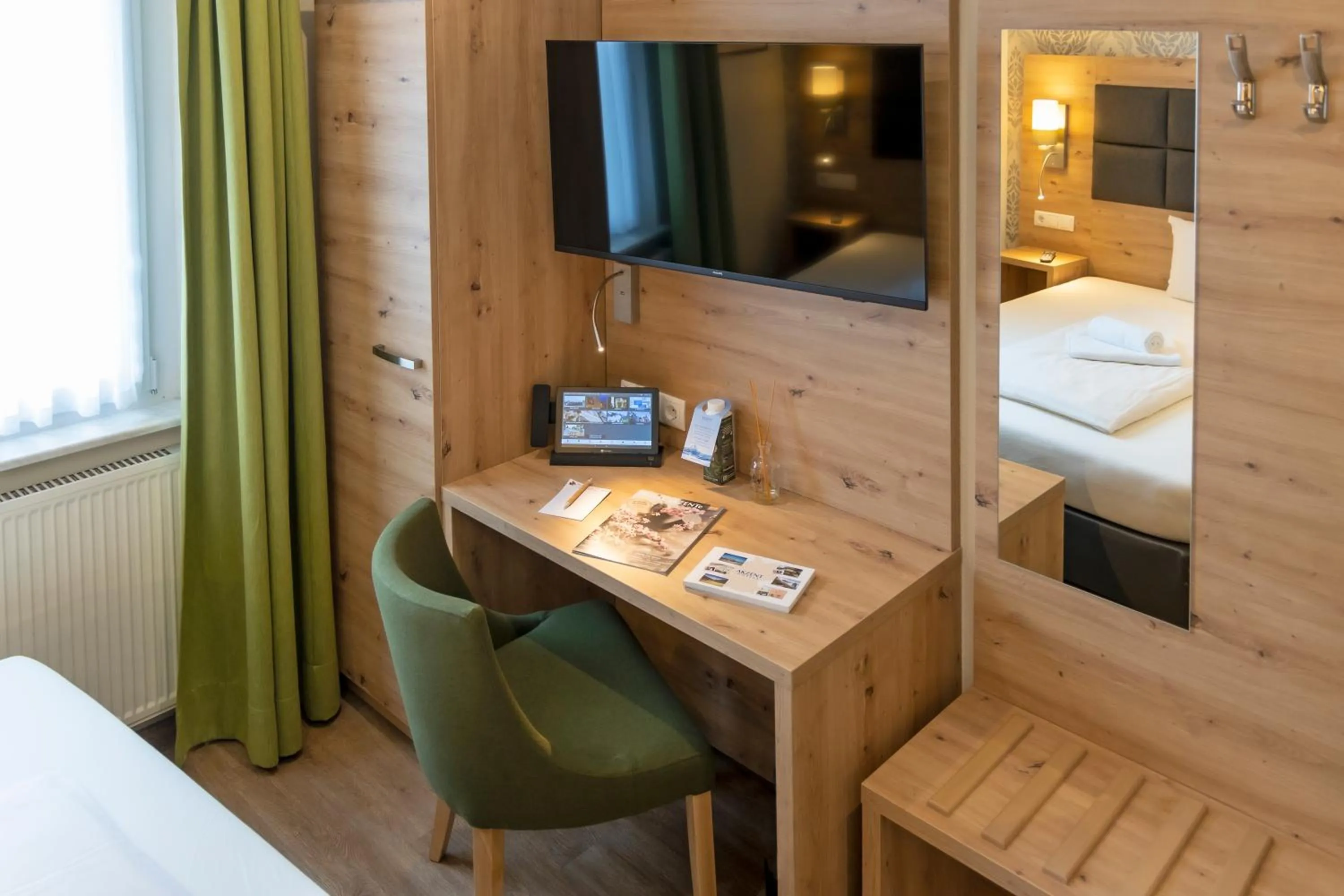 Bed in AKZENT Hotel Restaurant Roter Ochse Rhens bei Koblenz