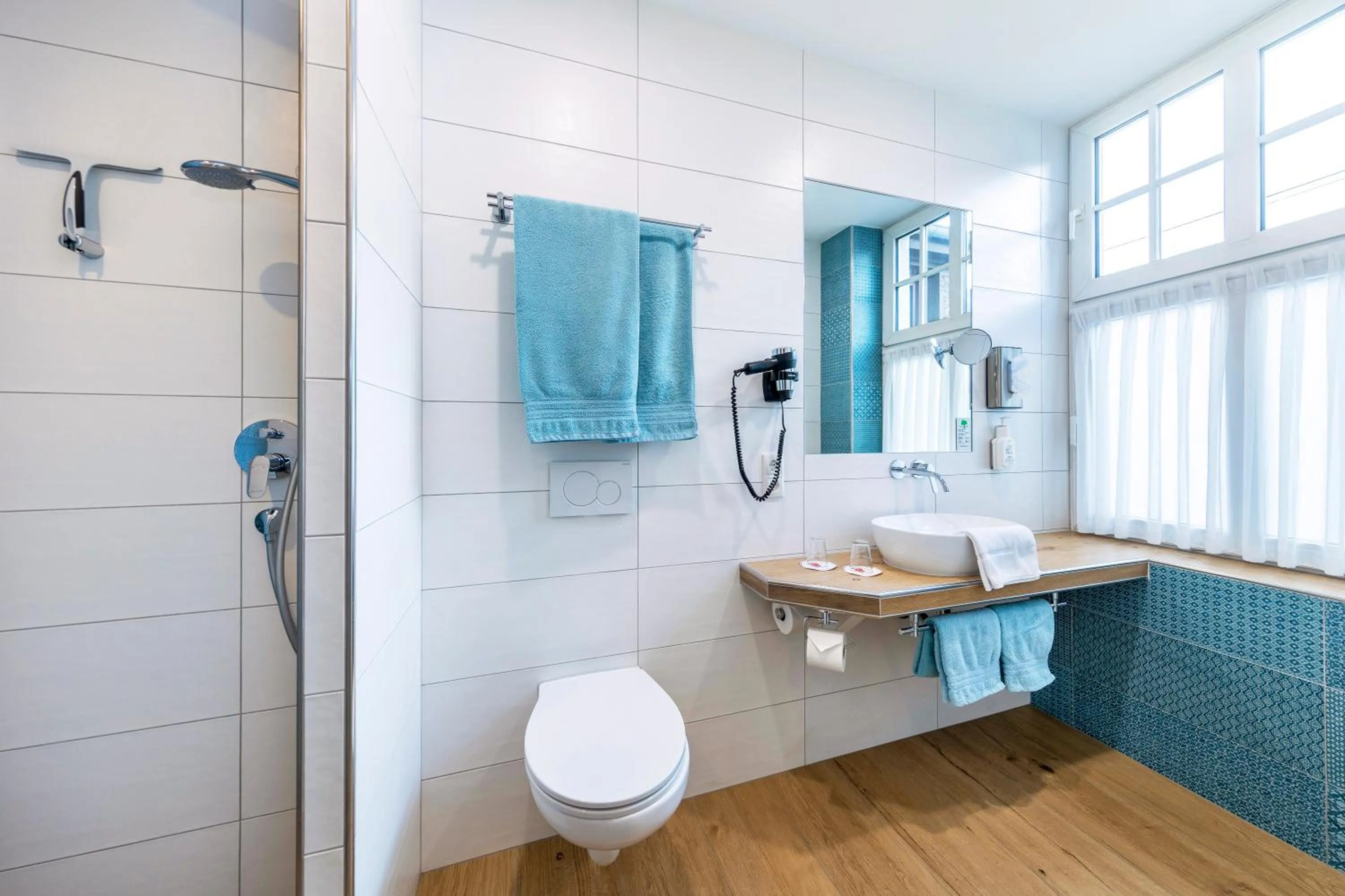 Shower in AKZENT Hotel Restaurant Roter Ochse Rhens bei Koblenz