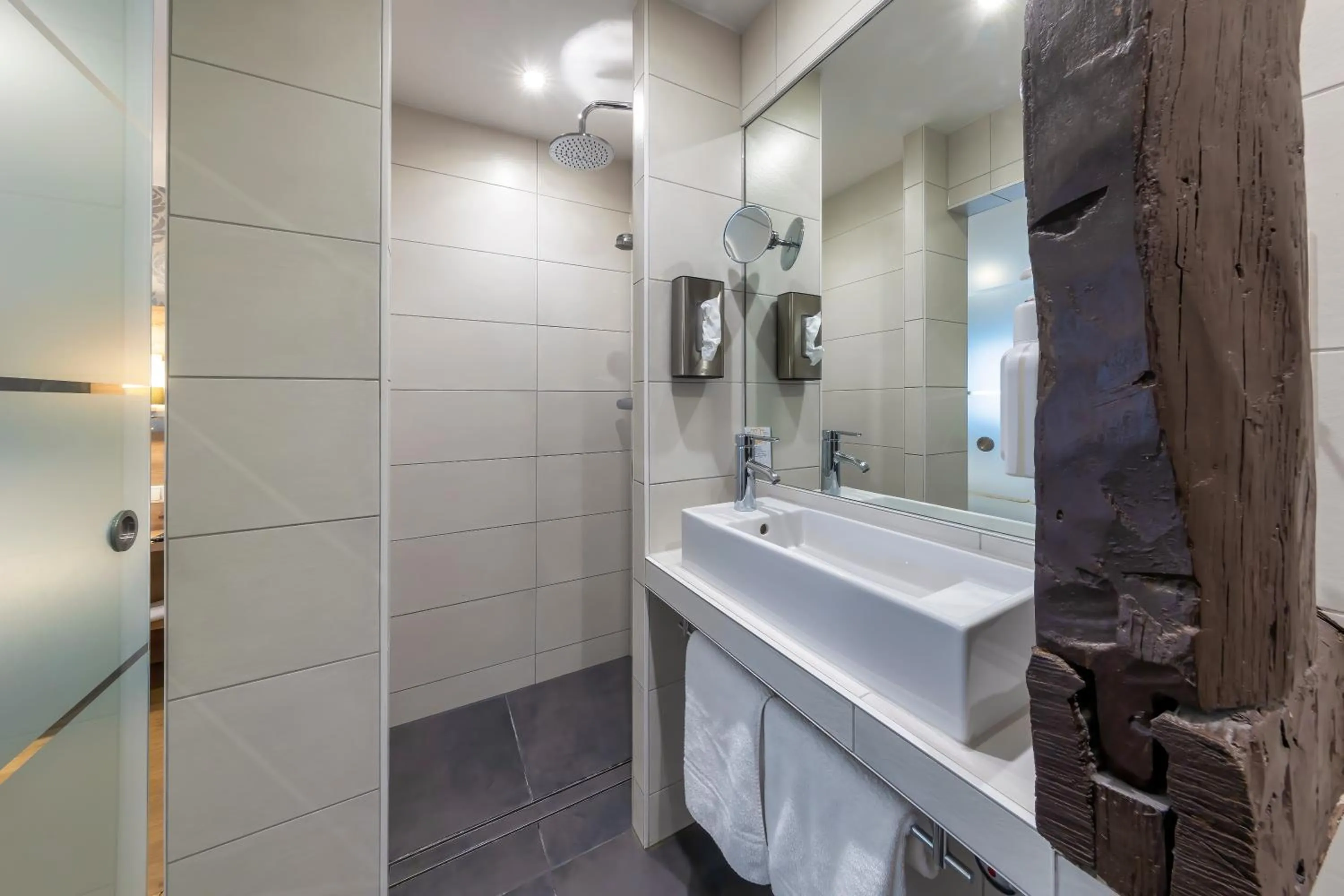 Bathroom in AKZENT Hotel Restaurant Roter Ochse Rhens bei Koblenz