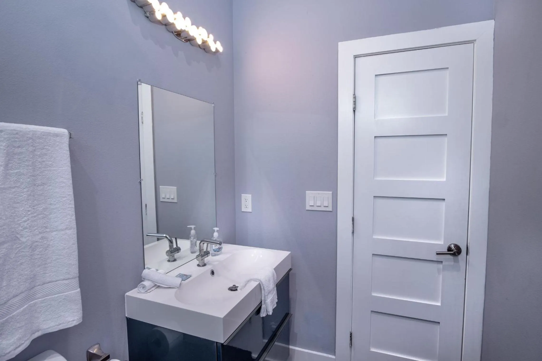 Bathroom in Prosperity Place Remodeled 3BR 2BA Near Downtown