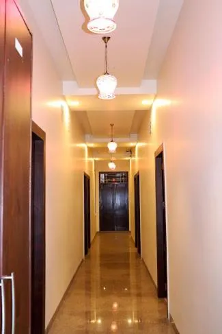 Floor plan in Hotel Paradise inn