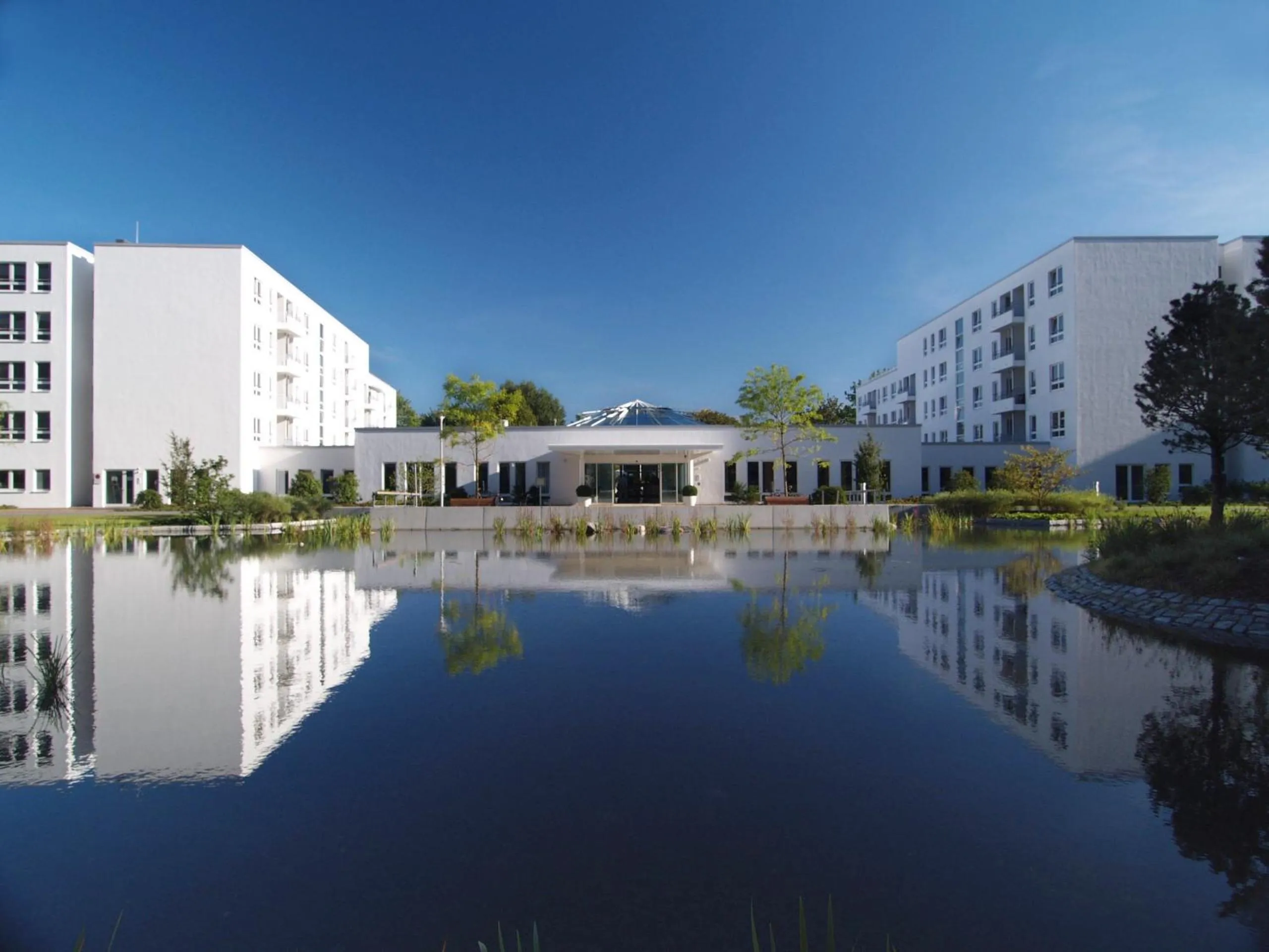 Property building in New Living Home Residenzhotel Hamburg