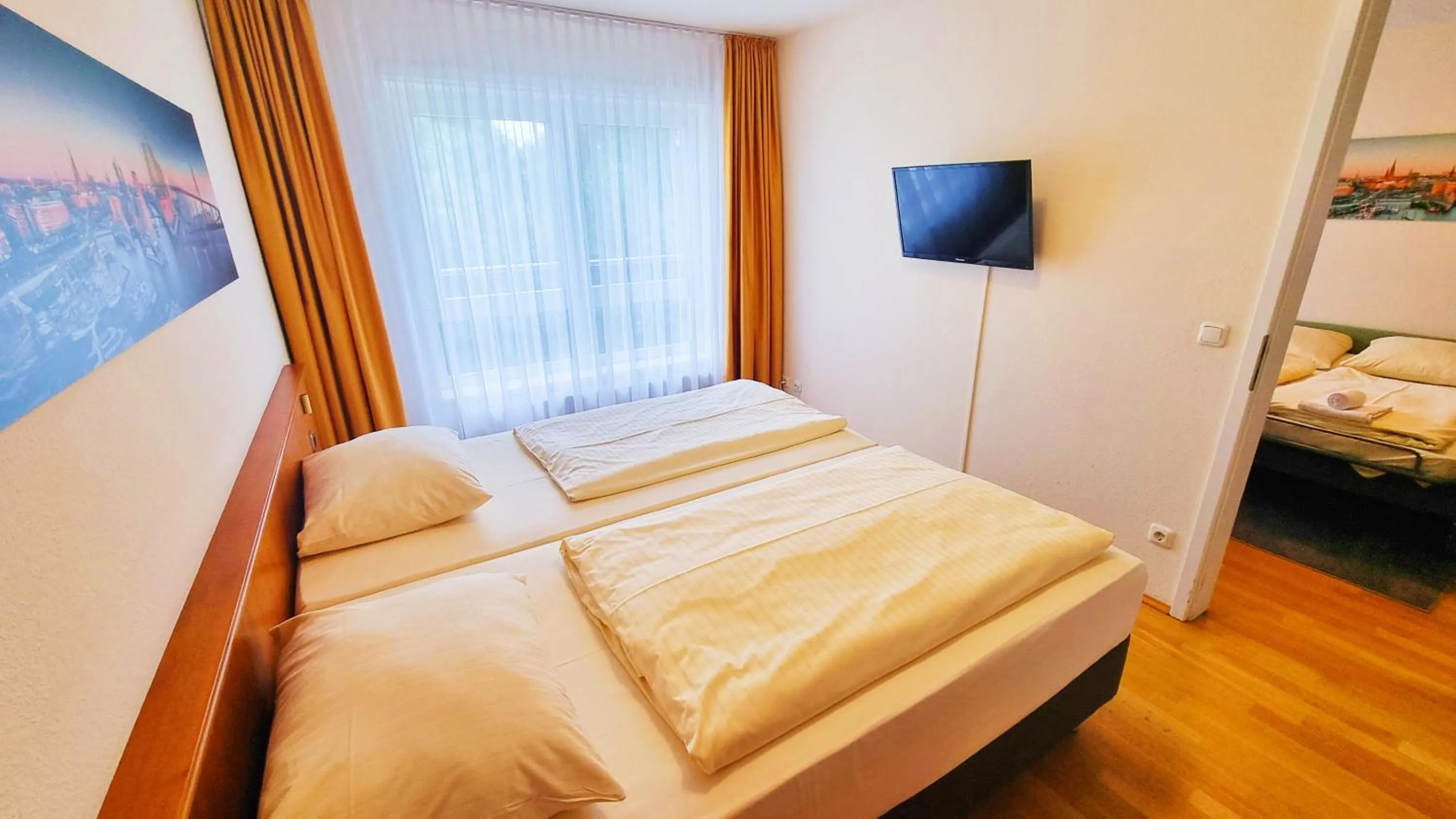 Bed in New Living Home Residenzhotel Hamburg