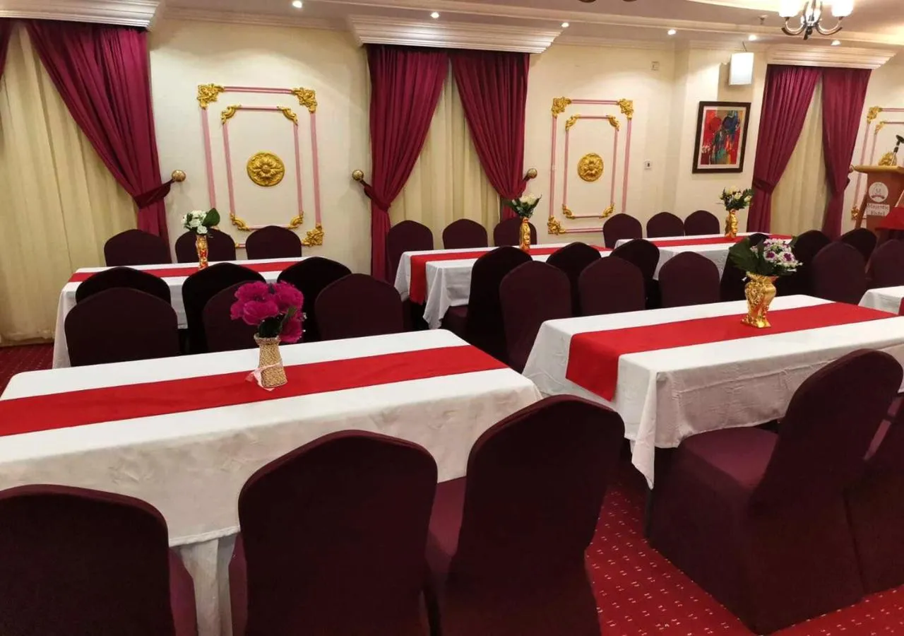 Banquet/Function facilities in Majestic Hotel