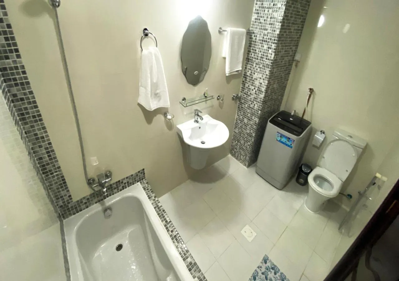 Bathroom in Majestic Hotel