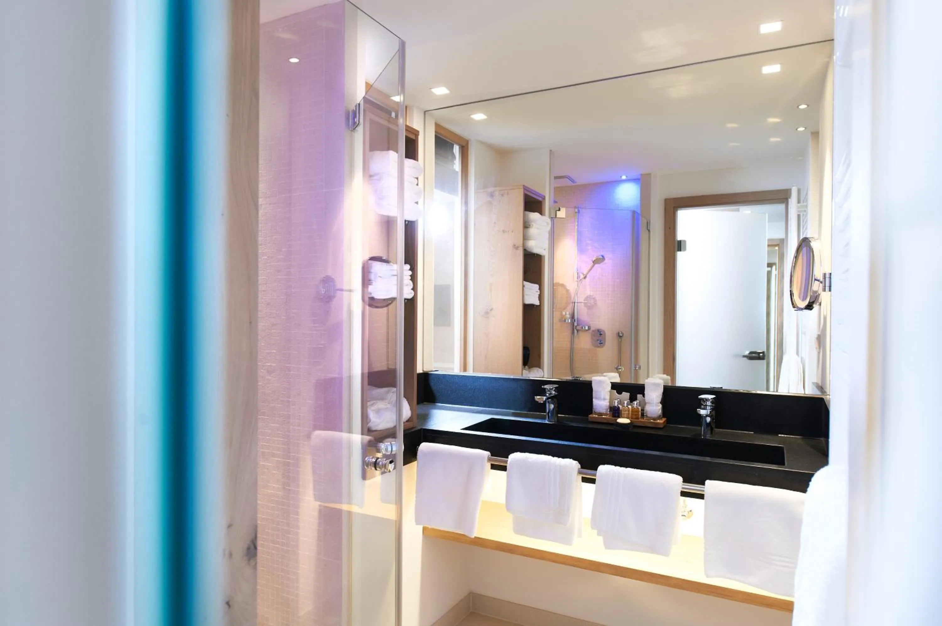 Bathroom in Hotel Exquisit