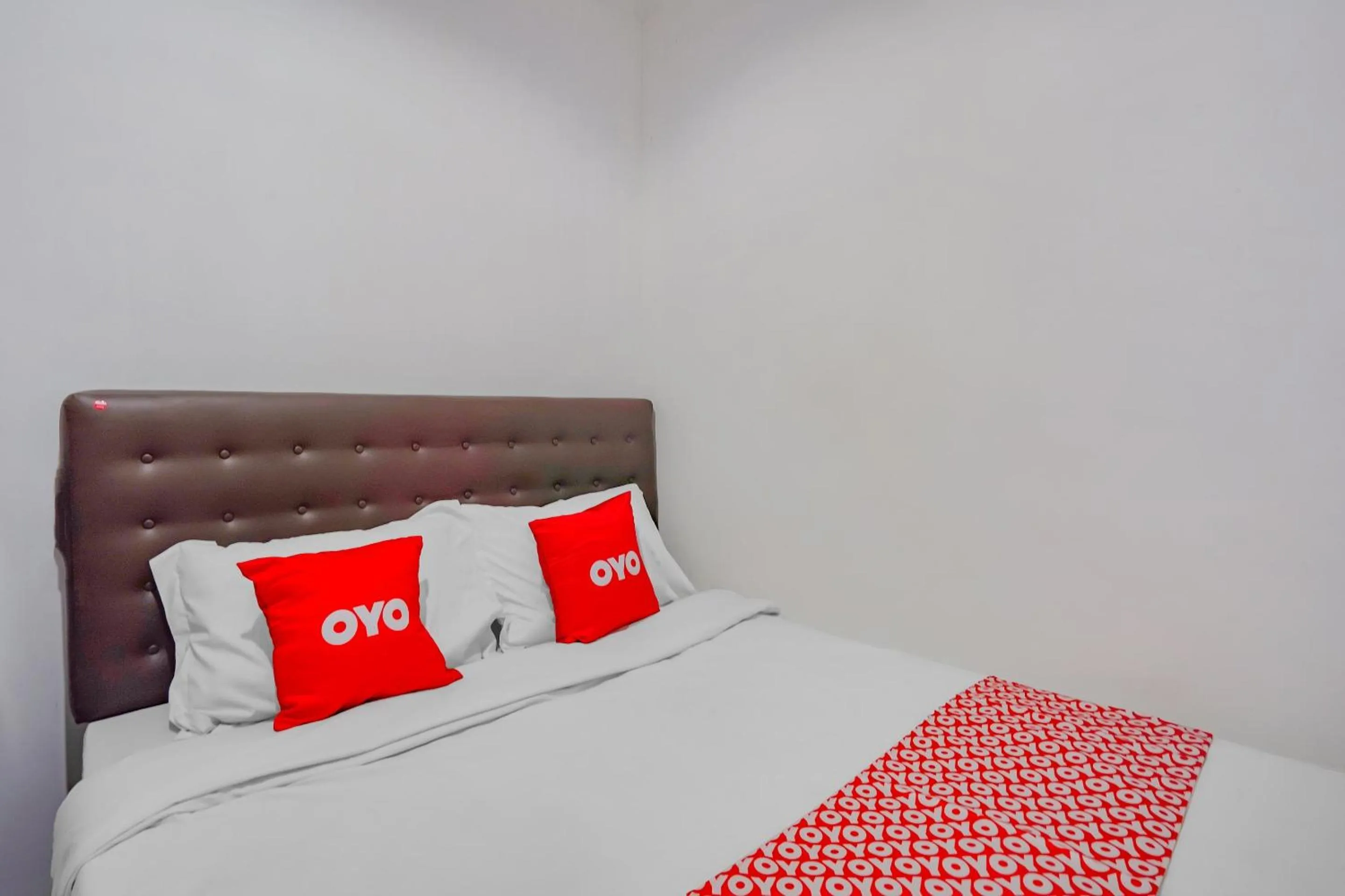 Bedroom, Bed in Hotel O A1 Pakis Argosari