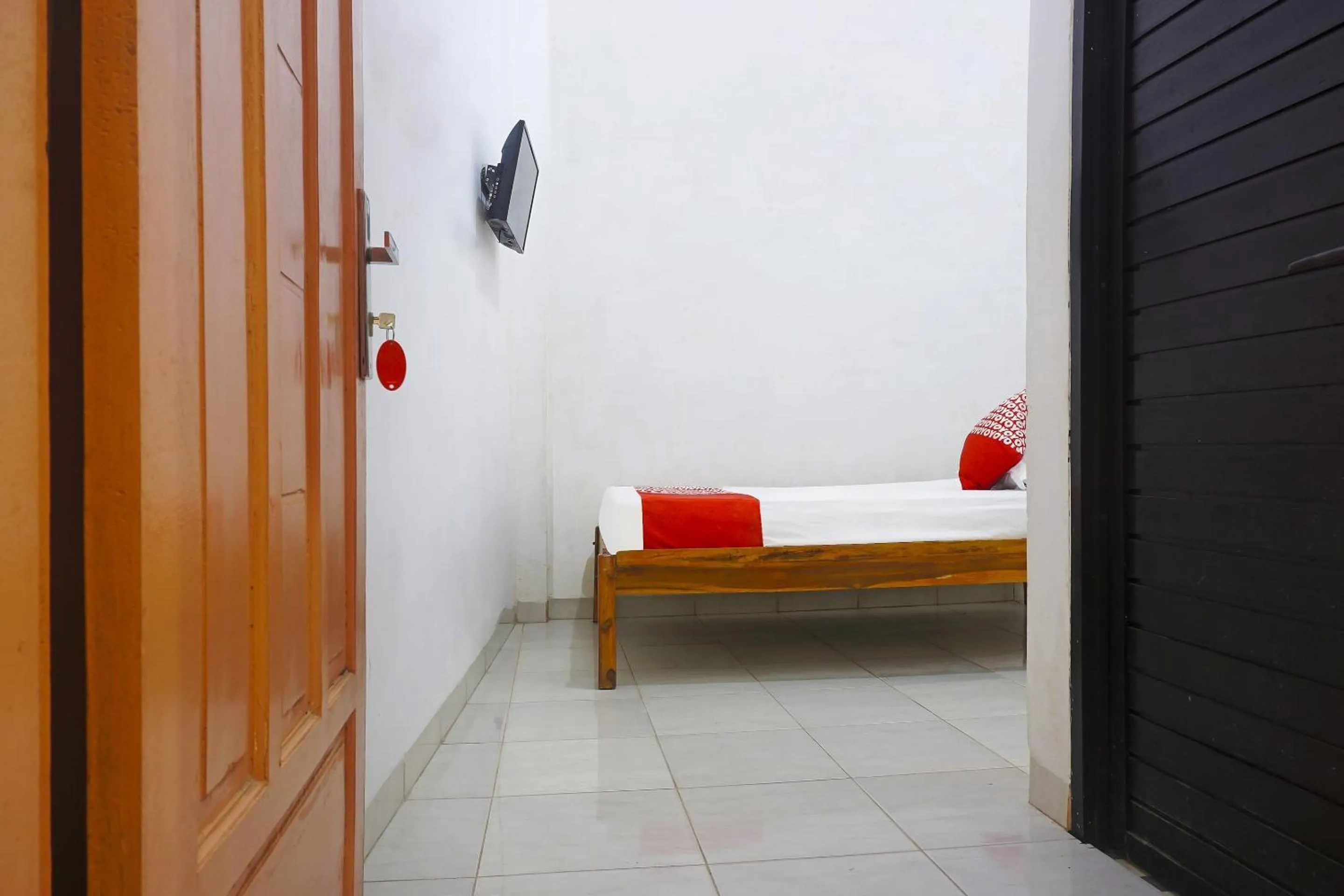 Bedroom, Bed in Hotel O Almeerah Homestay Syariah Near RS Hermina