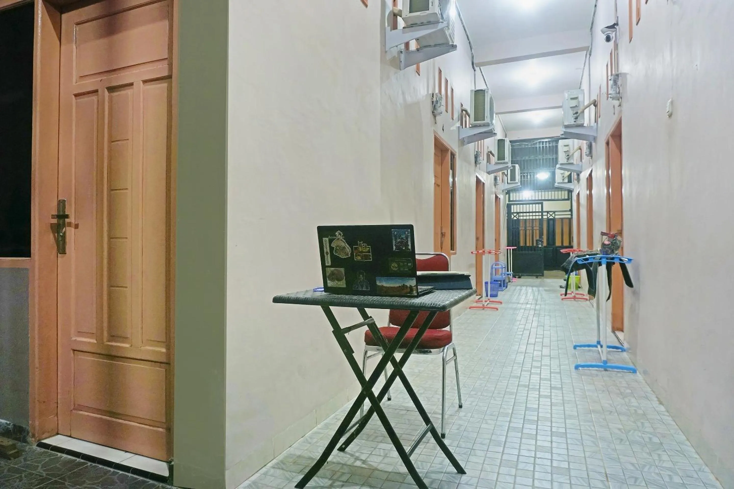 Lobby or reception in Hotel O Almeerah Homestay Syariah Near RS Hermina