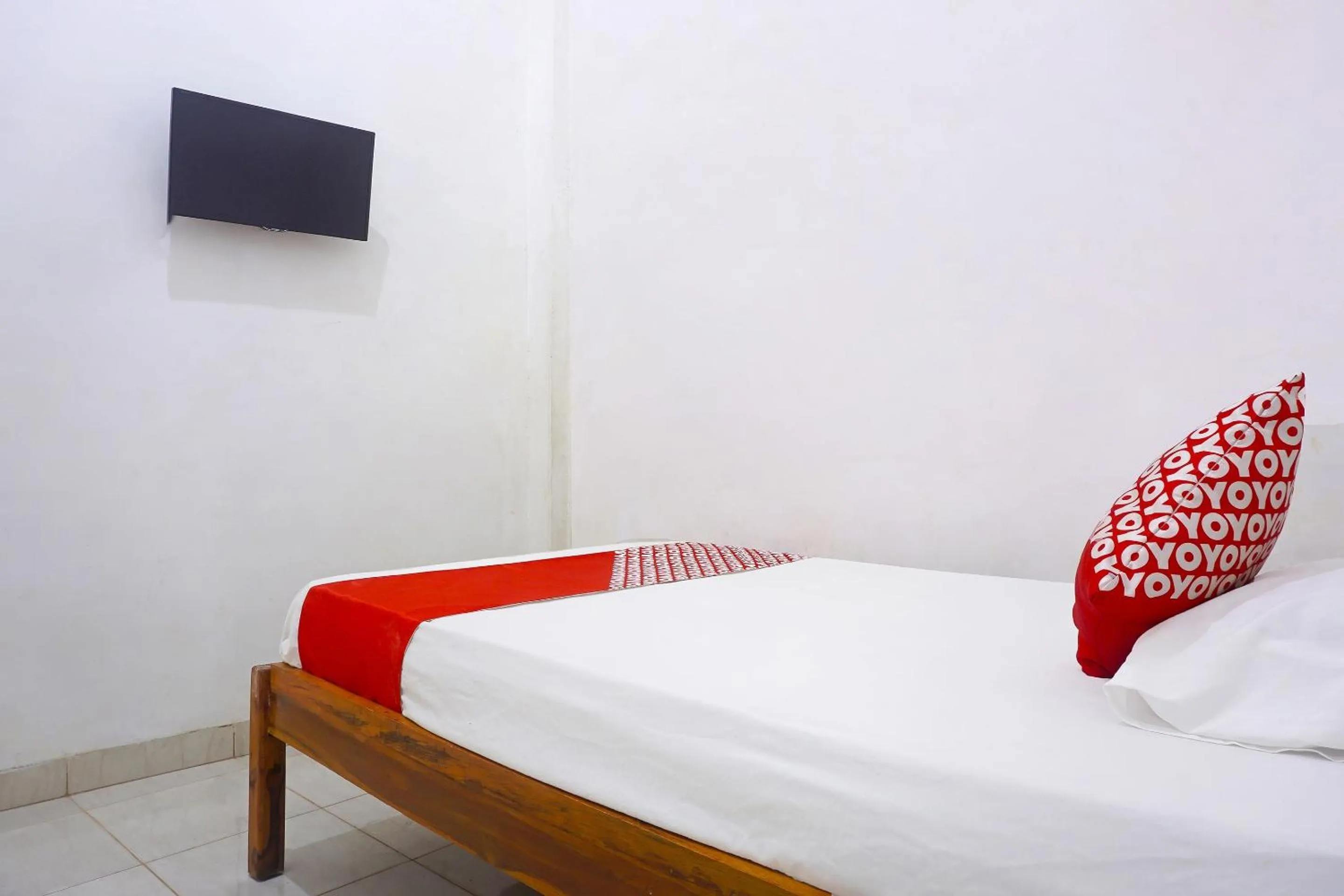 Bedroom, Bed in Hotel O Almeerah Homestay Syariah Near RS Hermina