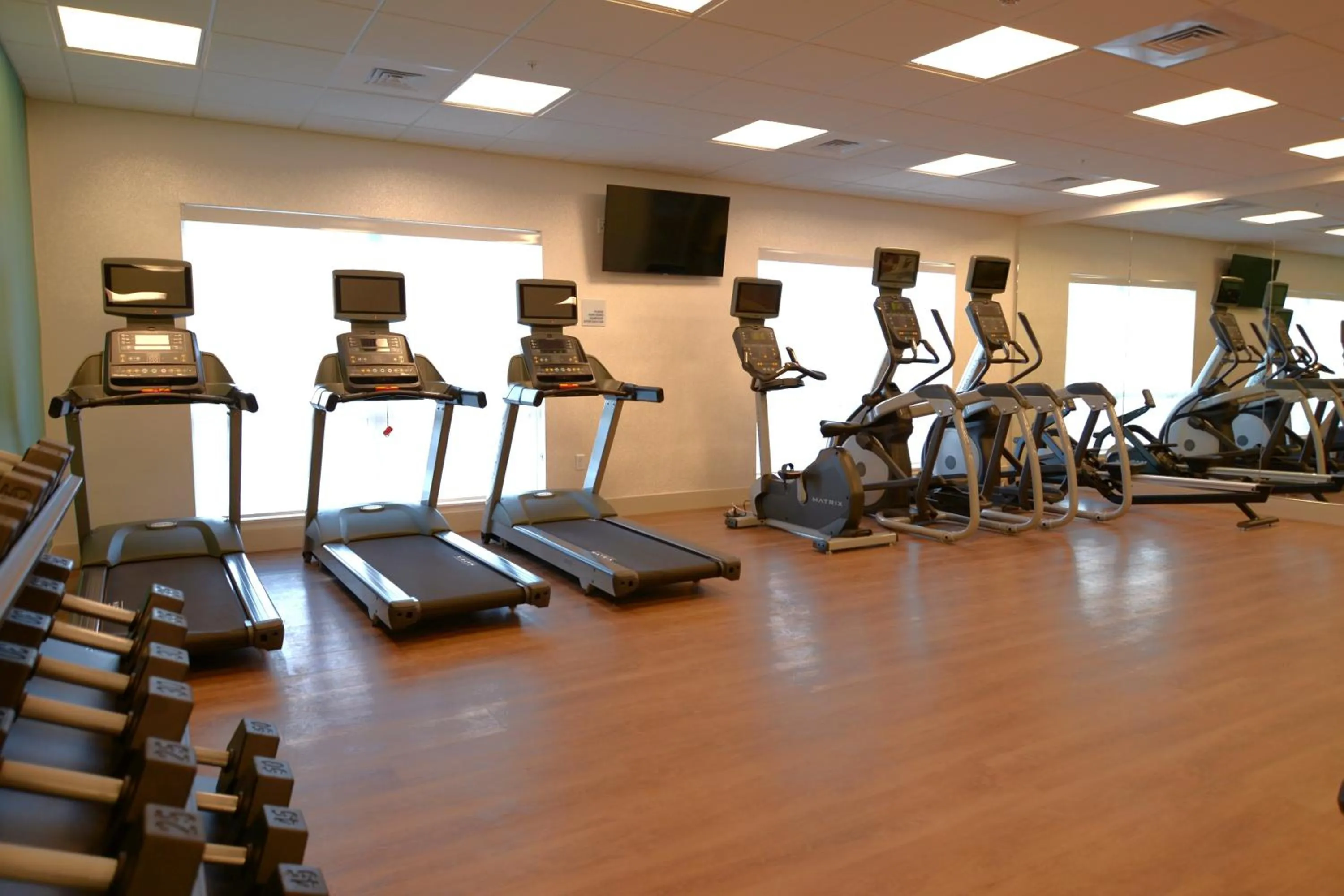 Fitness centre/facilities in Holiday Inn Express & Suites Onalaska - La Crosse Area by IHG