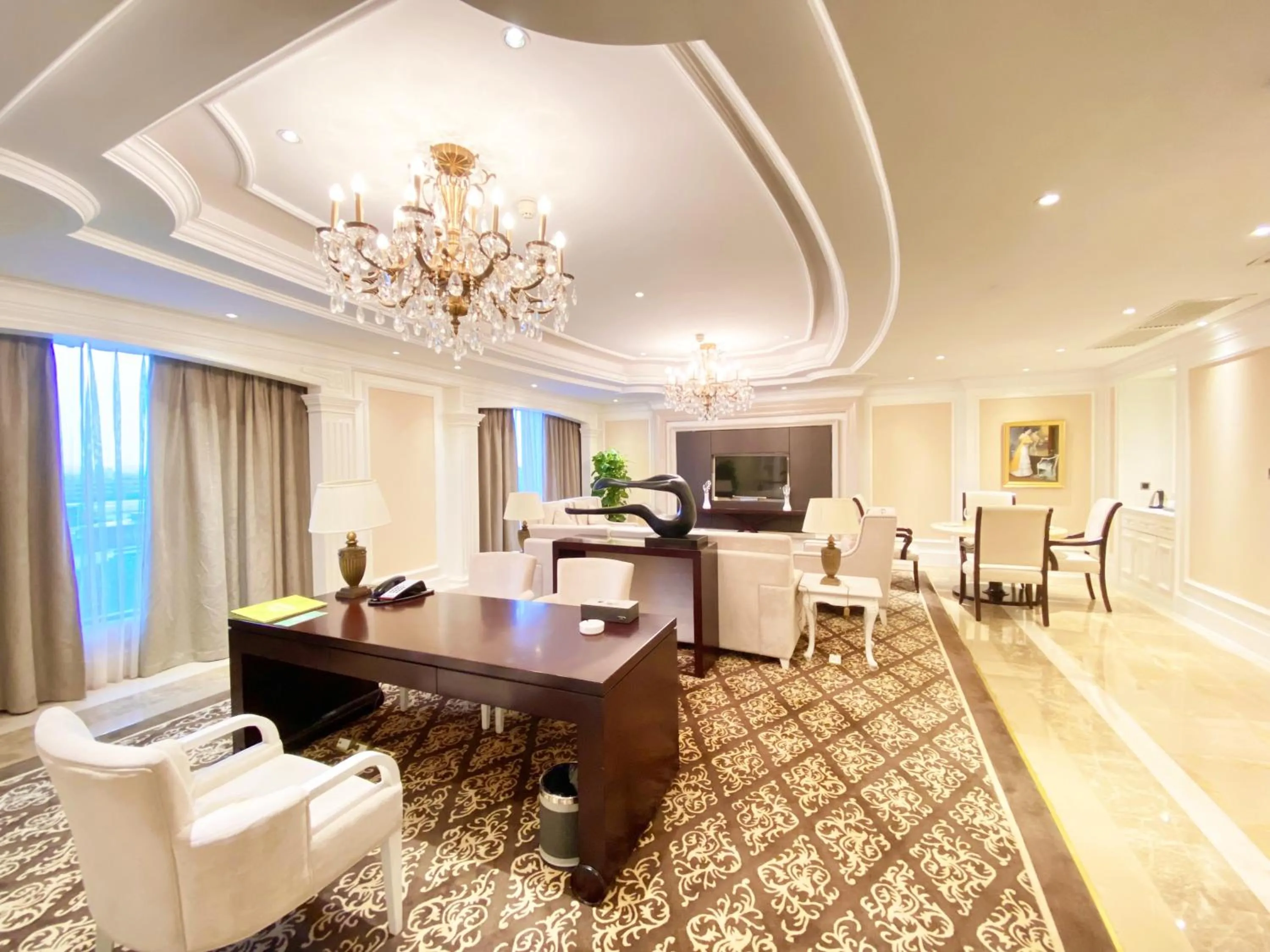 Living room in Holiday Inn Foshan Nanhai Central by IHG