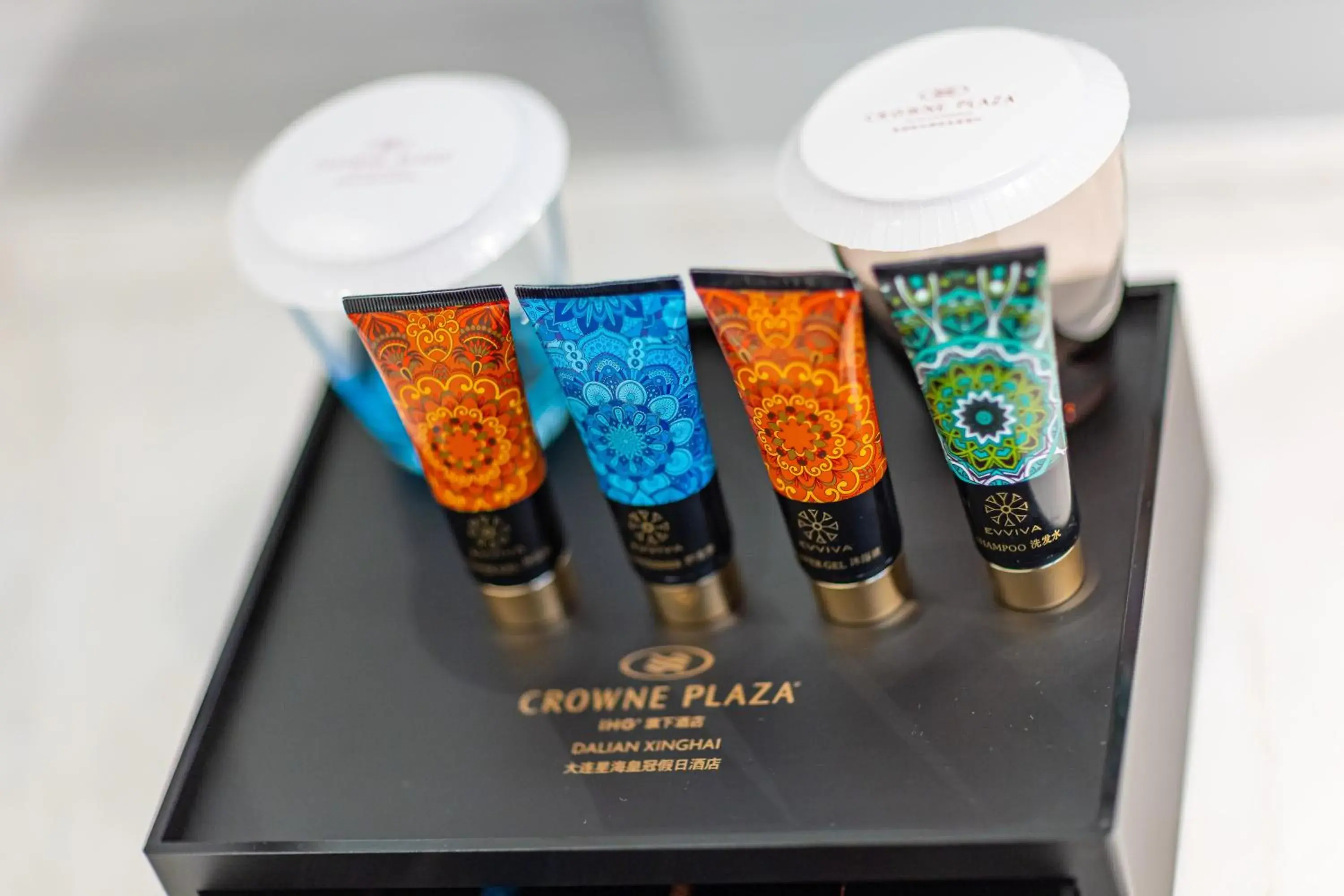 Standard Twin Room with Ocean View - Lounge Access in Crowne Plaza Dalian Xinghai by IHG Standard Twin Room with Ocean View - Lounge Access in Crowne Plaza Dalian Xinghai by IHG