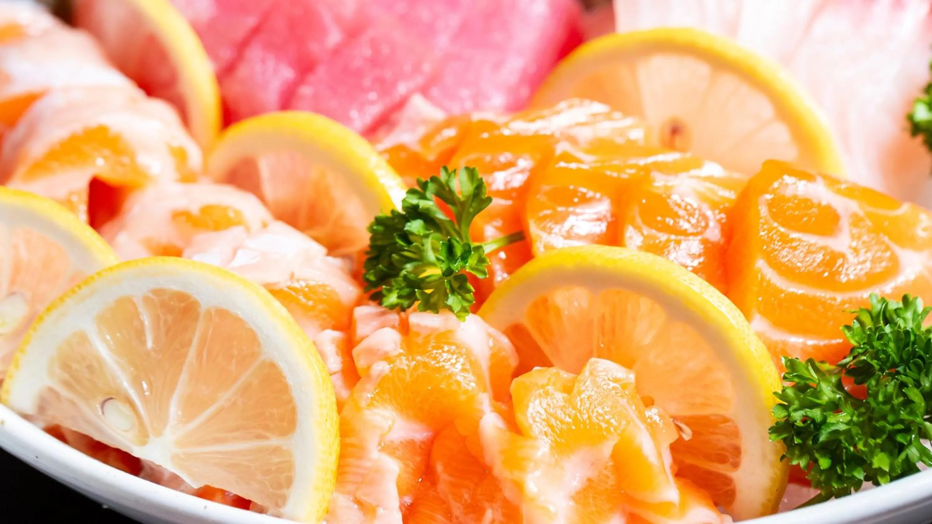 Restaurant/places to eat in Crowne Plaza Dalian Xinghai by IHG