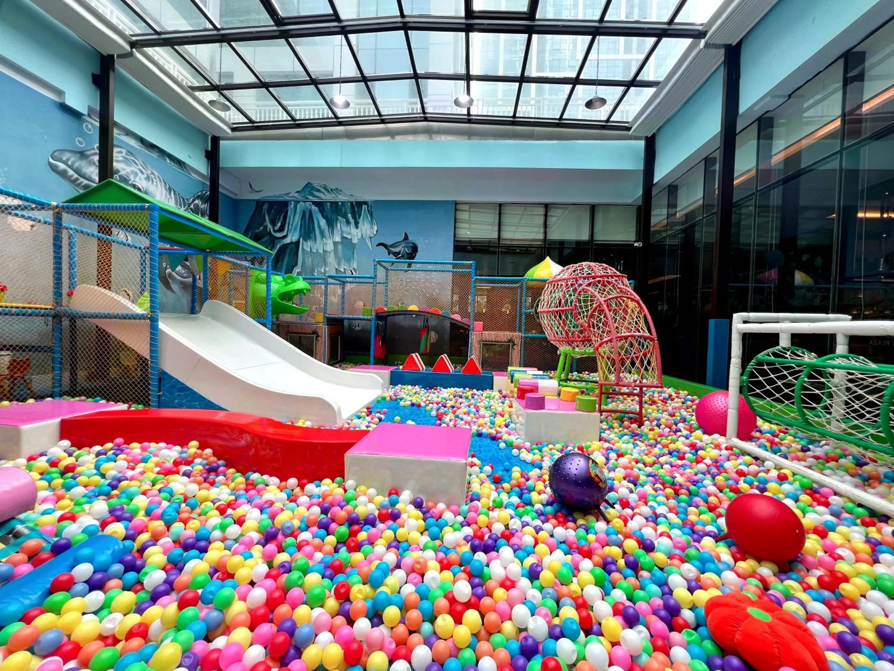 Crowne Plaza Dalian Xinghai by IHG