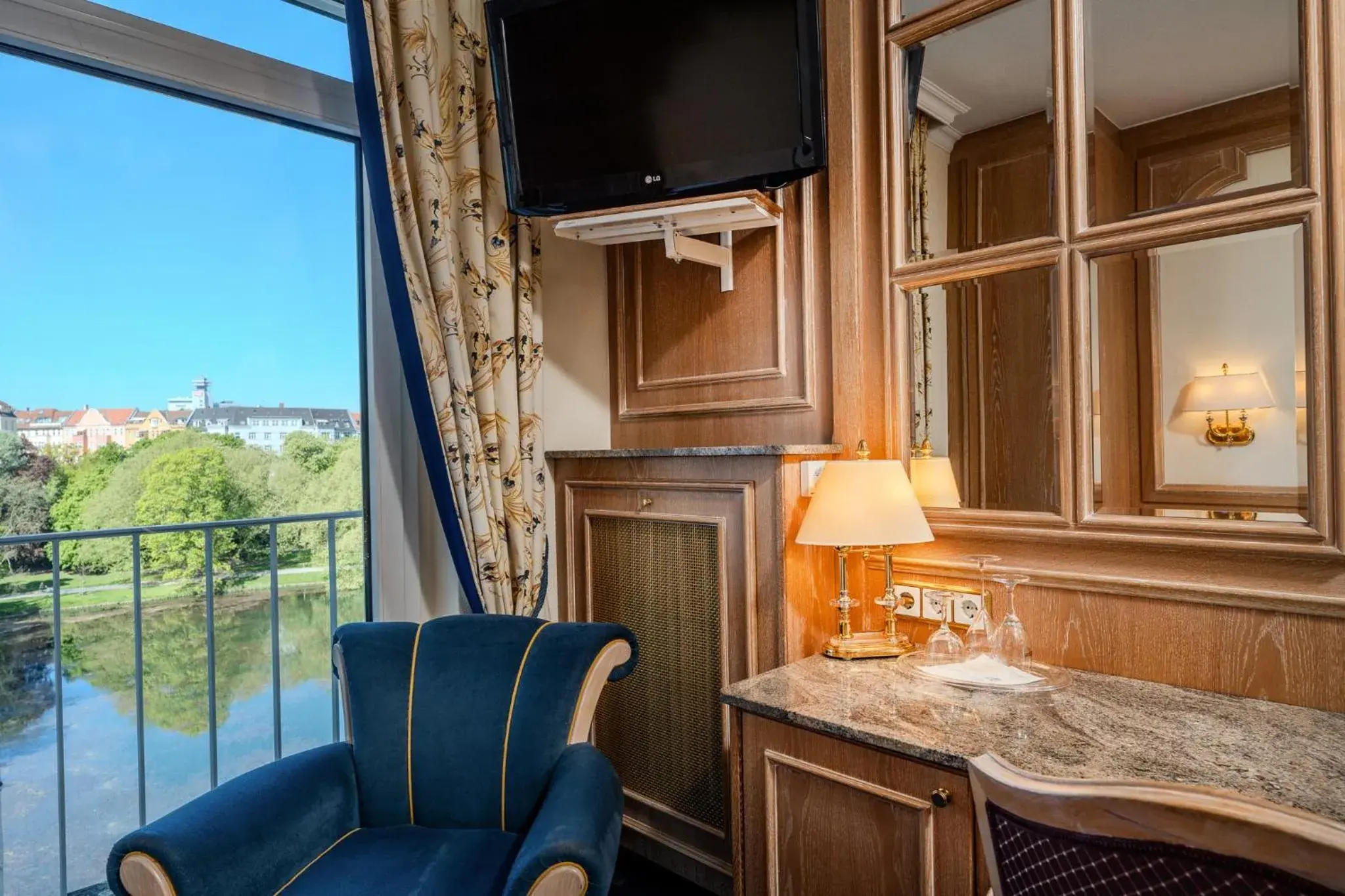 Standard Double Room with Lake View in Ringhotel Seehof Standard Double Room with Lake View in Ringhotel Seehof