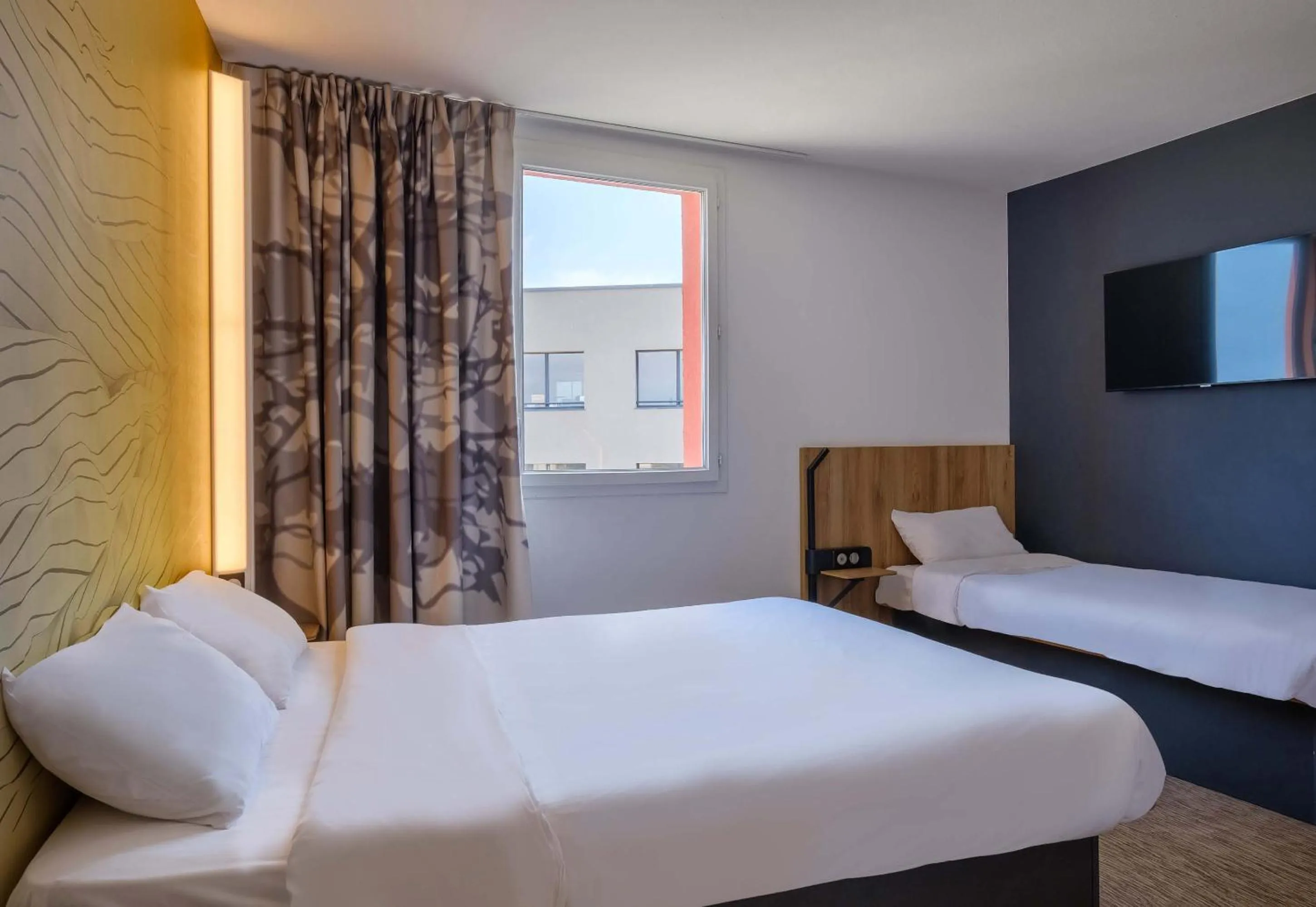 Bedroom, Bed in B&B HOTEL Nice Aéroport Arenas