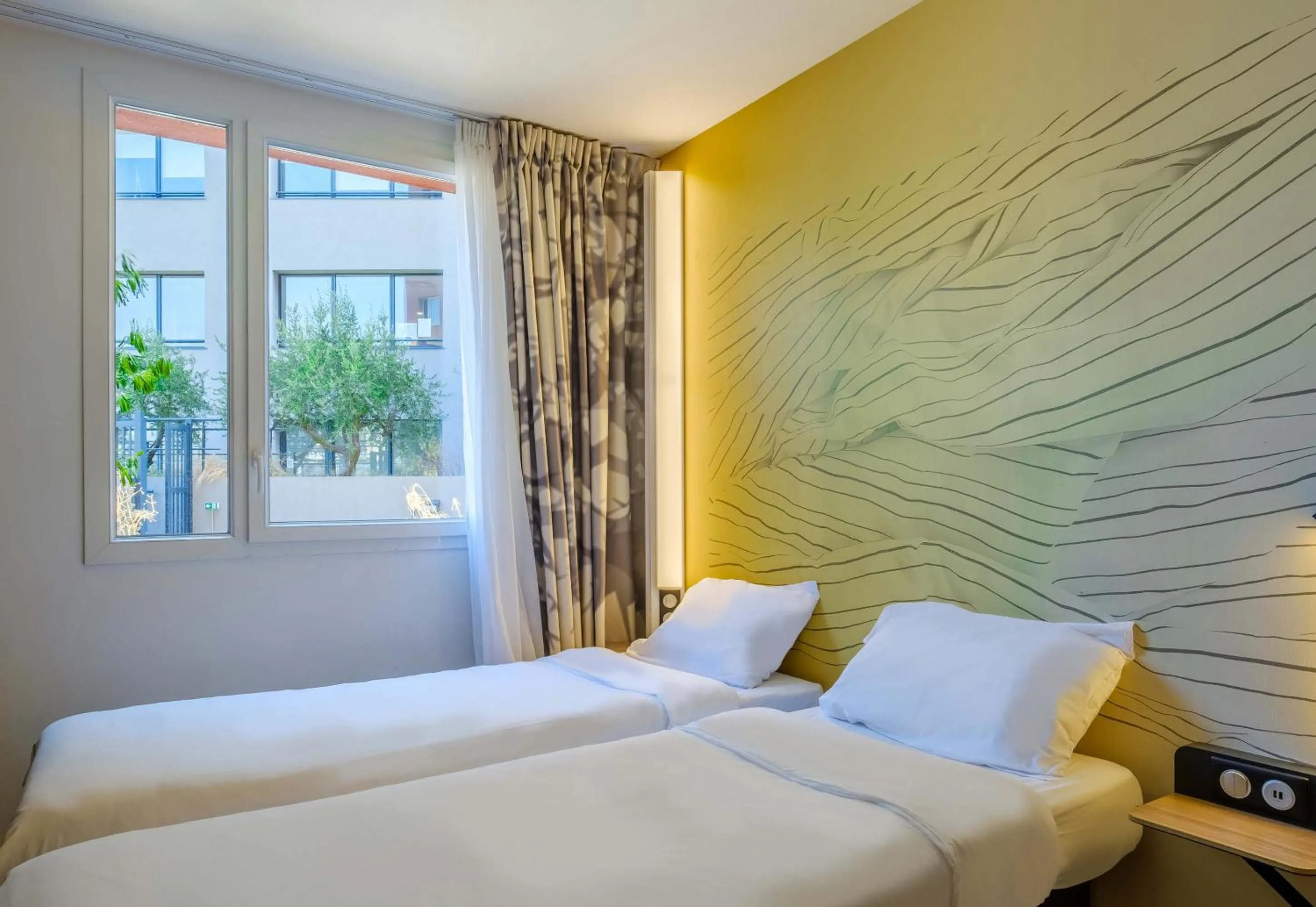 Bedroom, Bed in B&B HOTEL Nice Aéroport Arenas