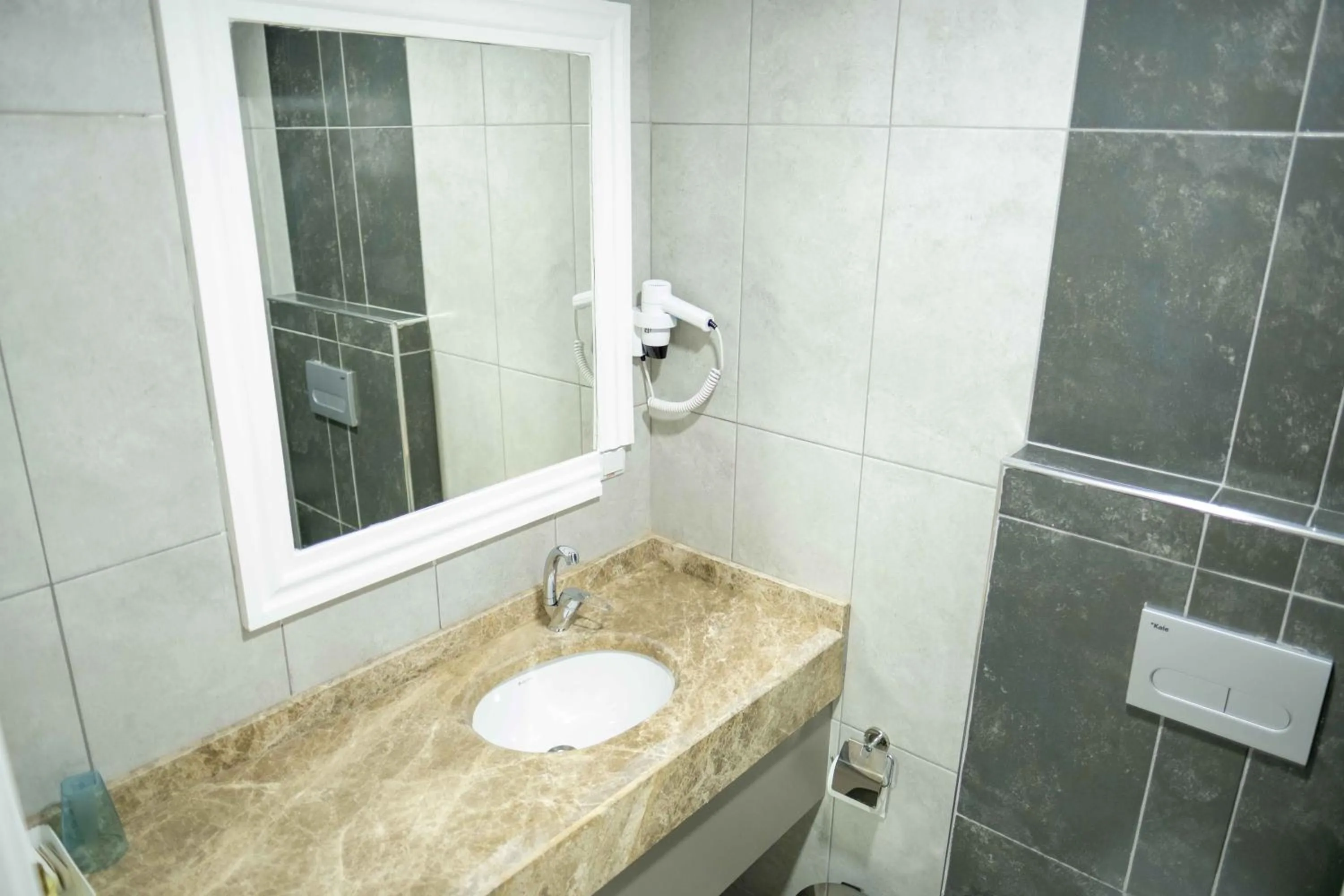 Bathroom in TAMARA Business Otel