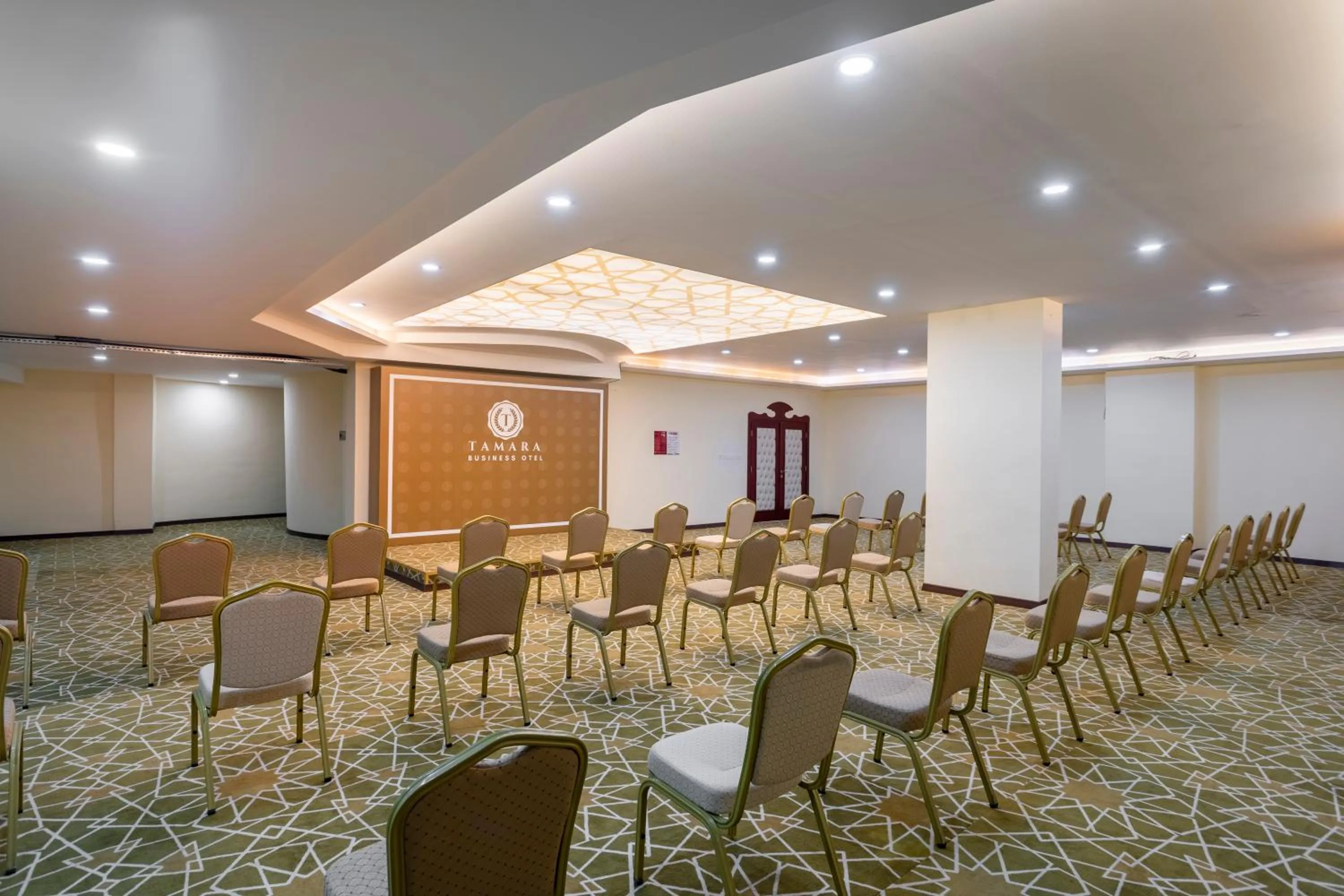Meeting/conference room in TAMARA Business Otel