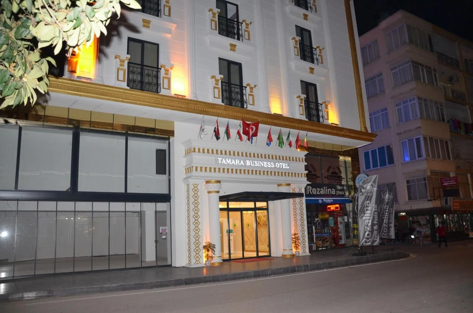 Property building in TAMARA Business Otel