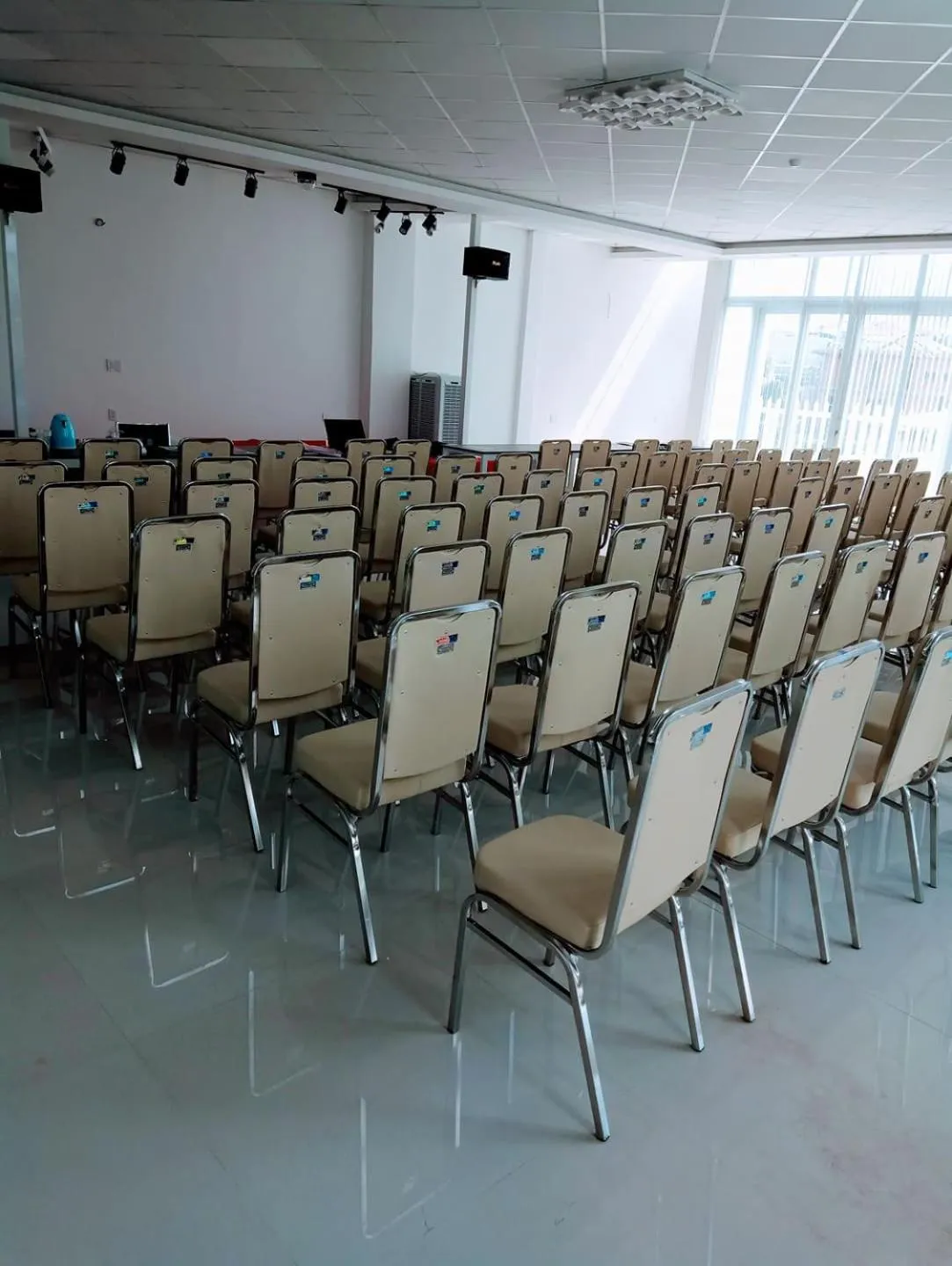 Meeting/conference room in Nice Hotel Buôn Ma Thuột