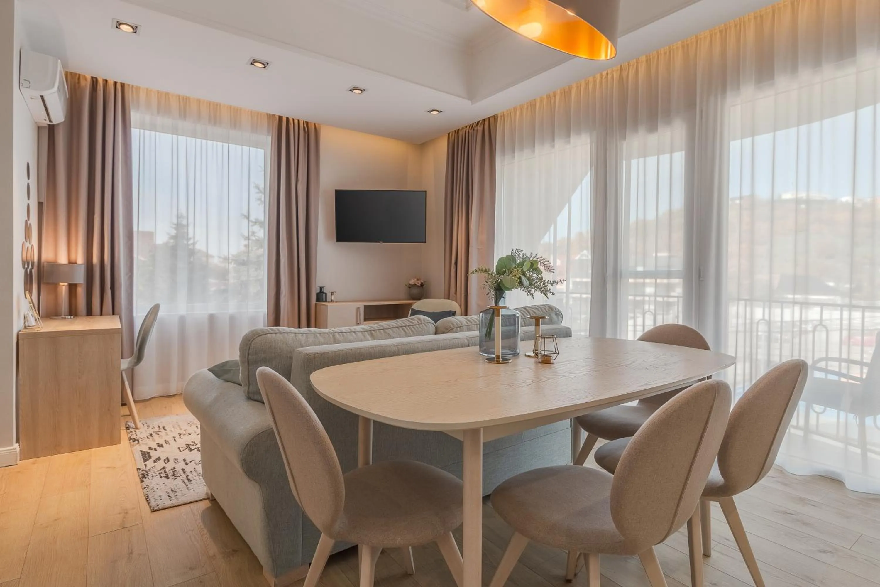 TV and multimedia in Dozsa Residence