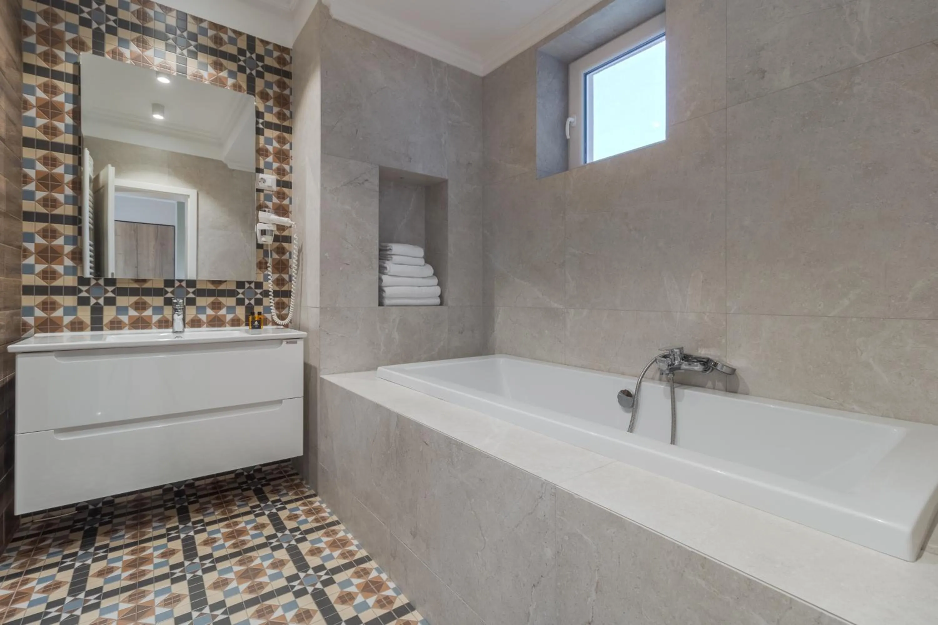 Bathroom in Dozsa Residence
