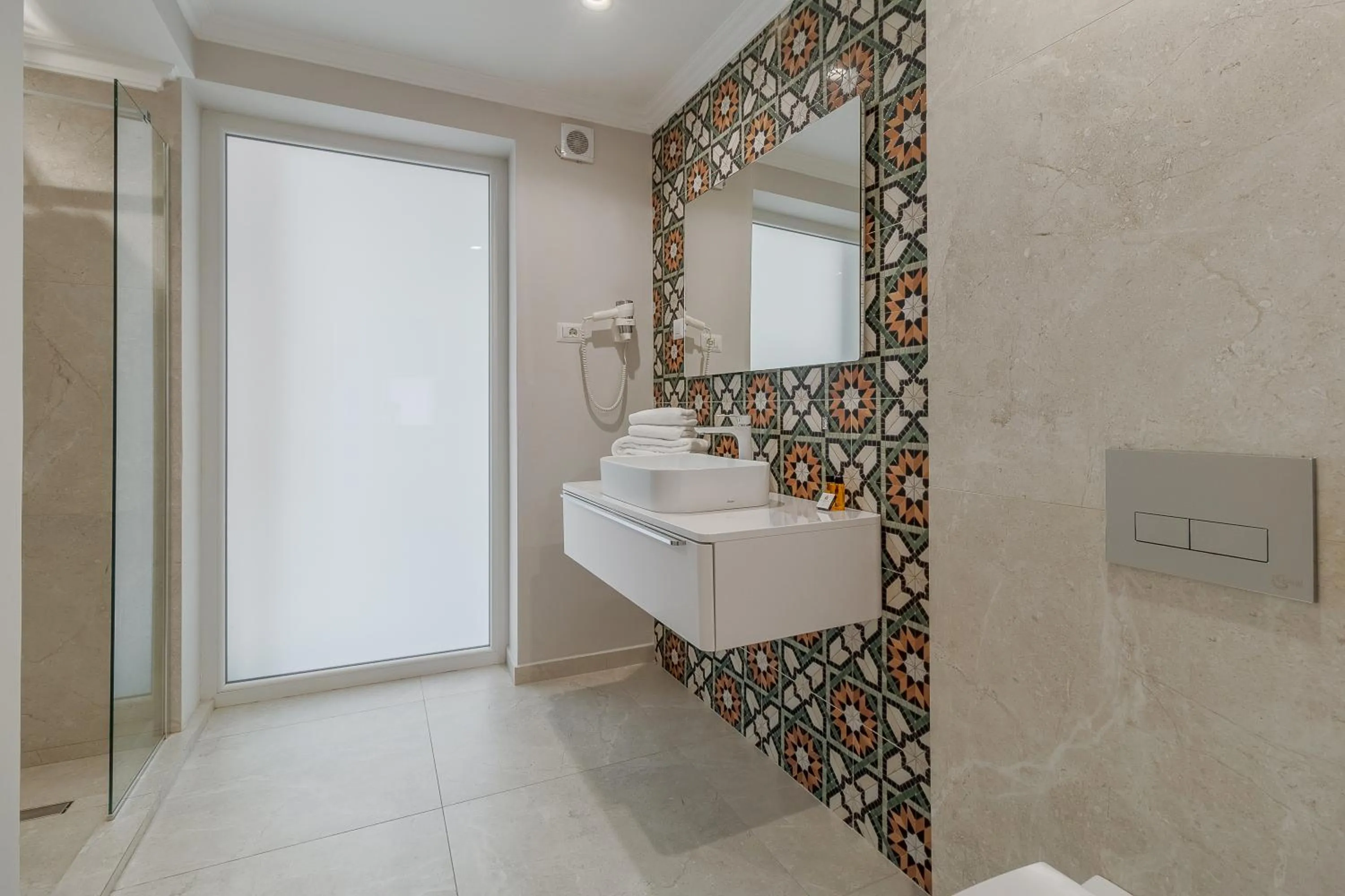 Bathroom in Dozsa Residence