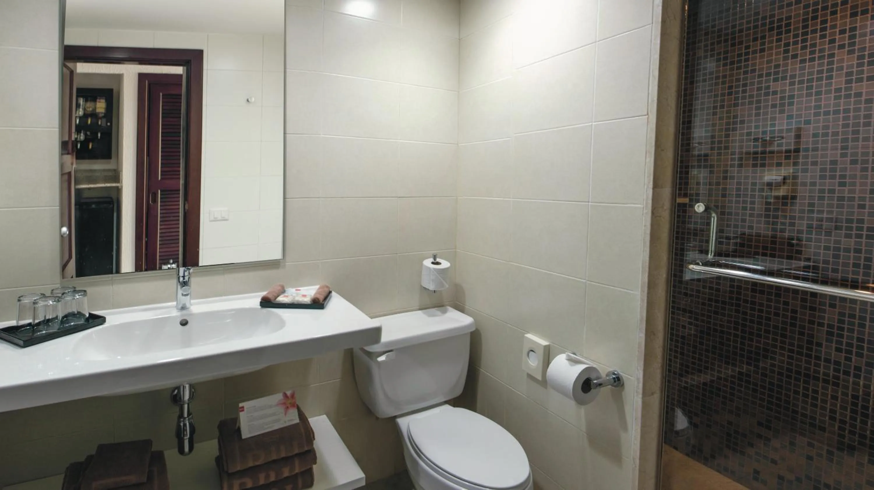 Shower in Riu Lupita - All Inclusive