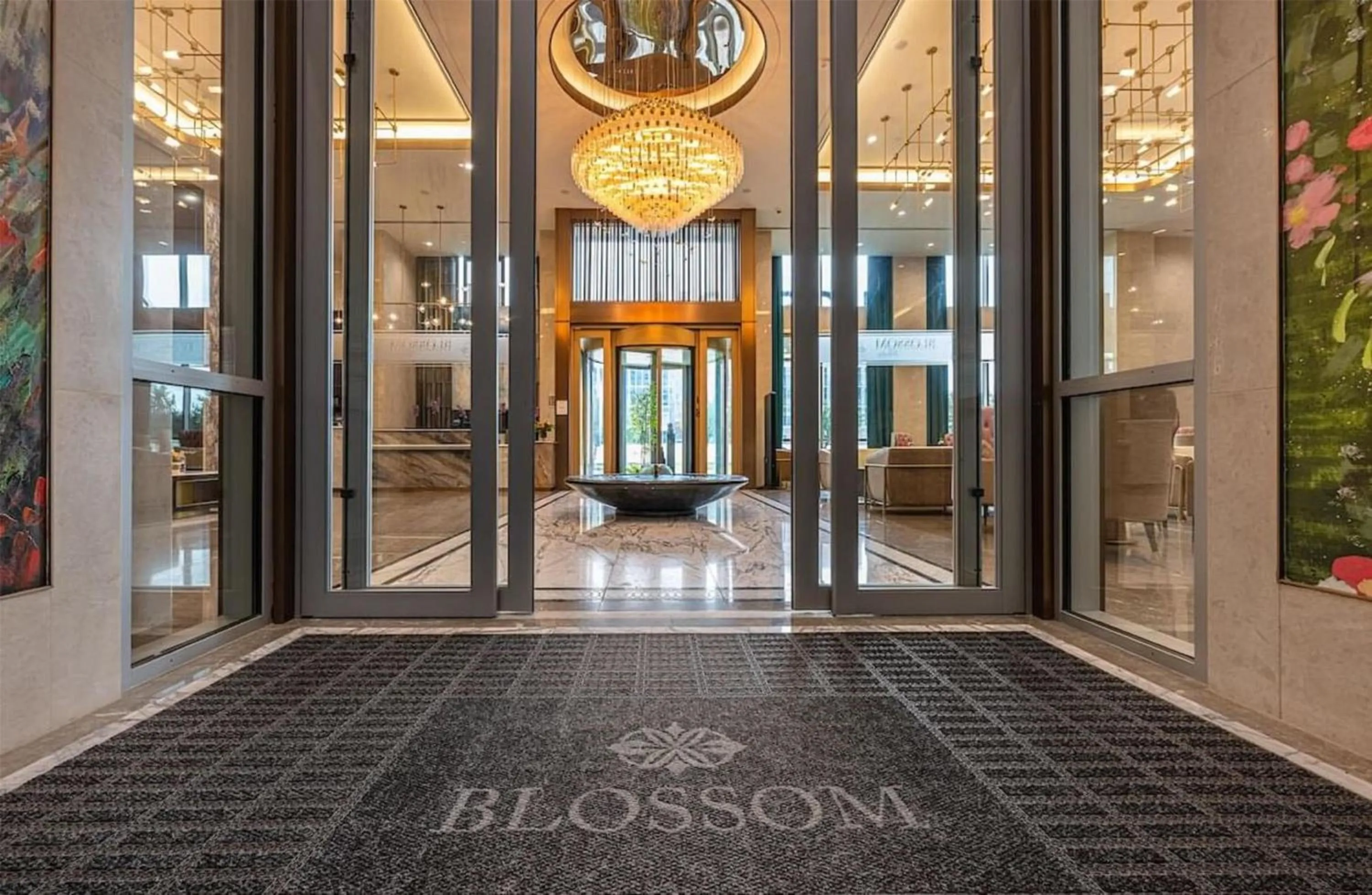 Lobby or reception in Blossom Hotel Houston, Curio Collection by Hilton