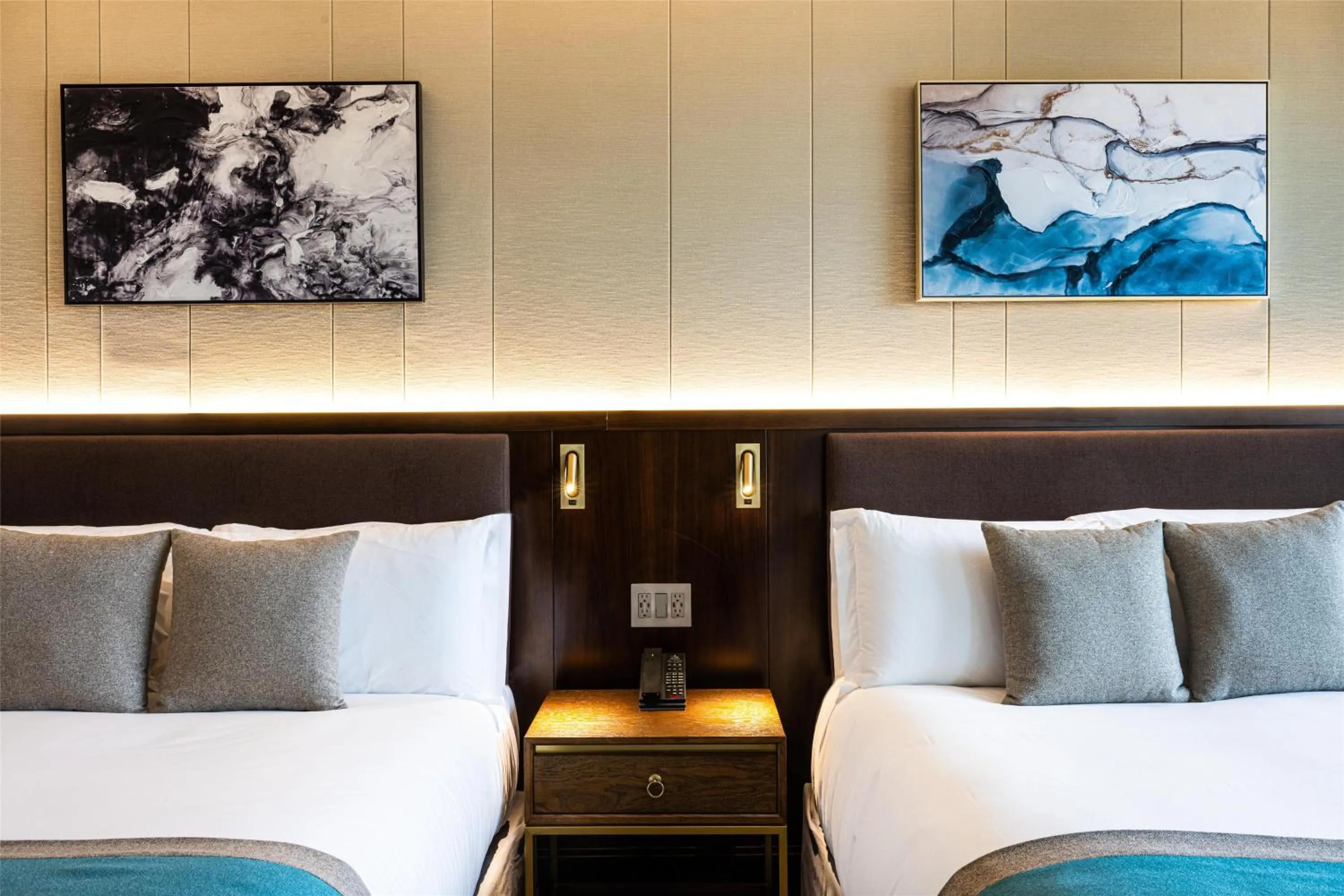 Bed in Blossom Hotel Houston, Curio Collection by Hilton