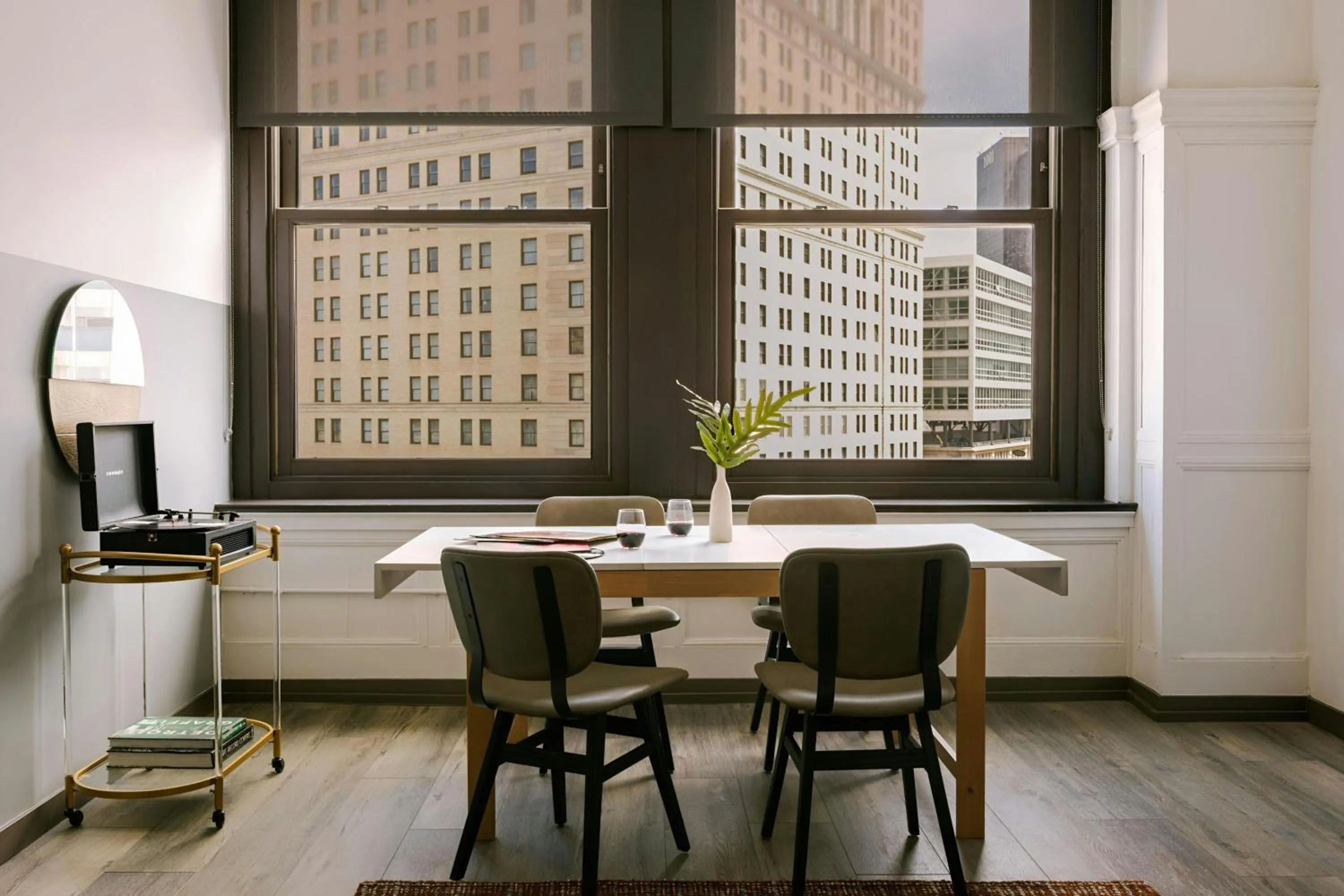 Photo of the whole room in Sonder by Marriott Bonvoy Gabriel Richard Apartments Downtown