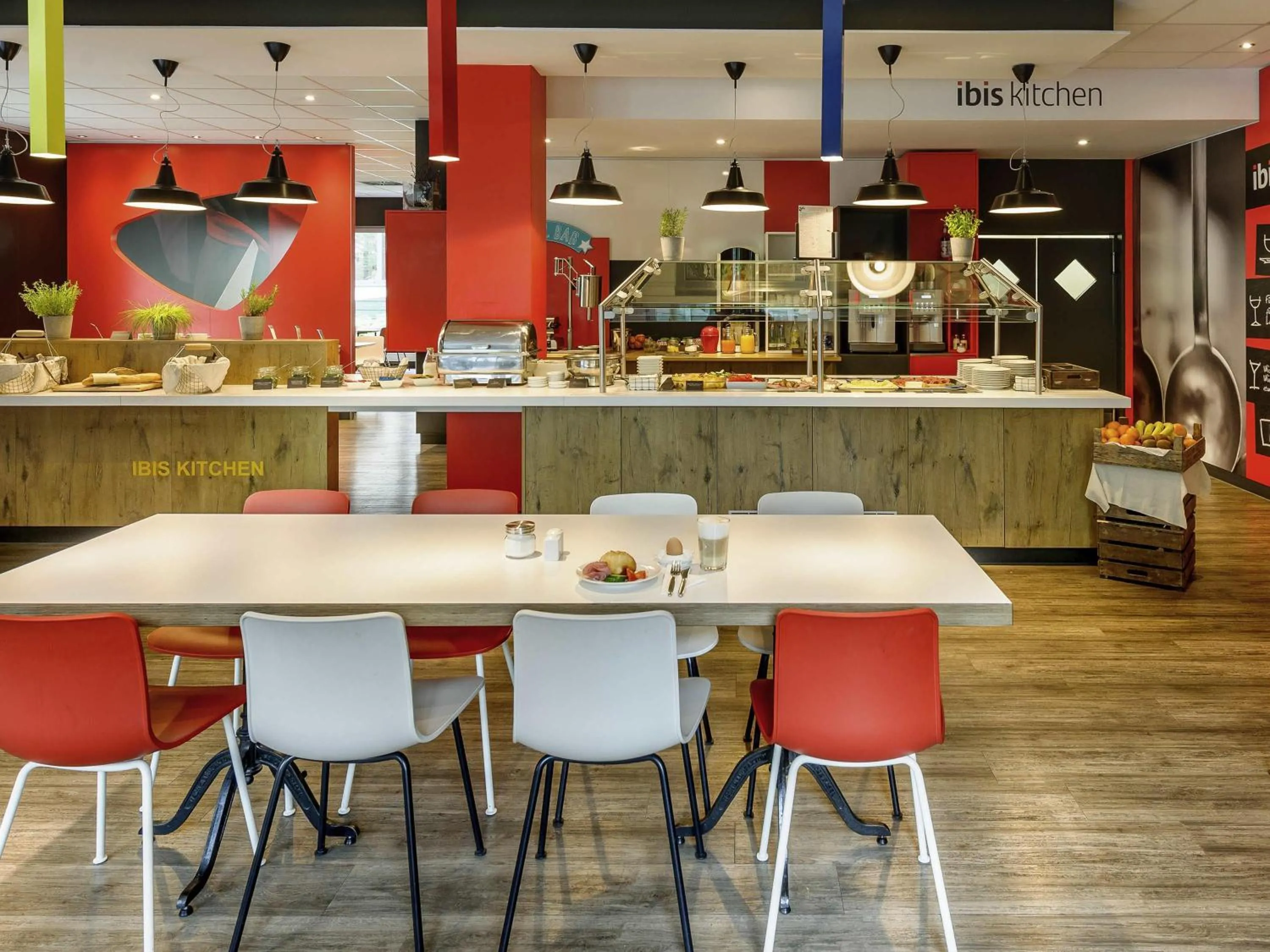 Restaurant/places to eat in ibis Hotel Frankfurt Airport