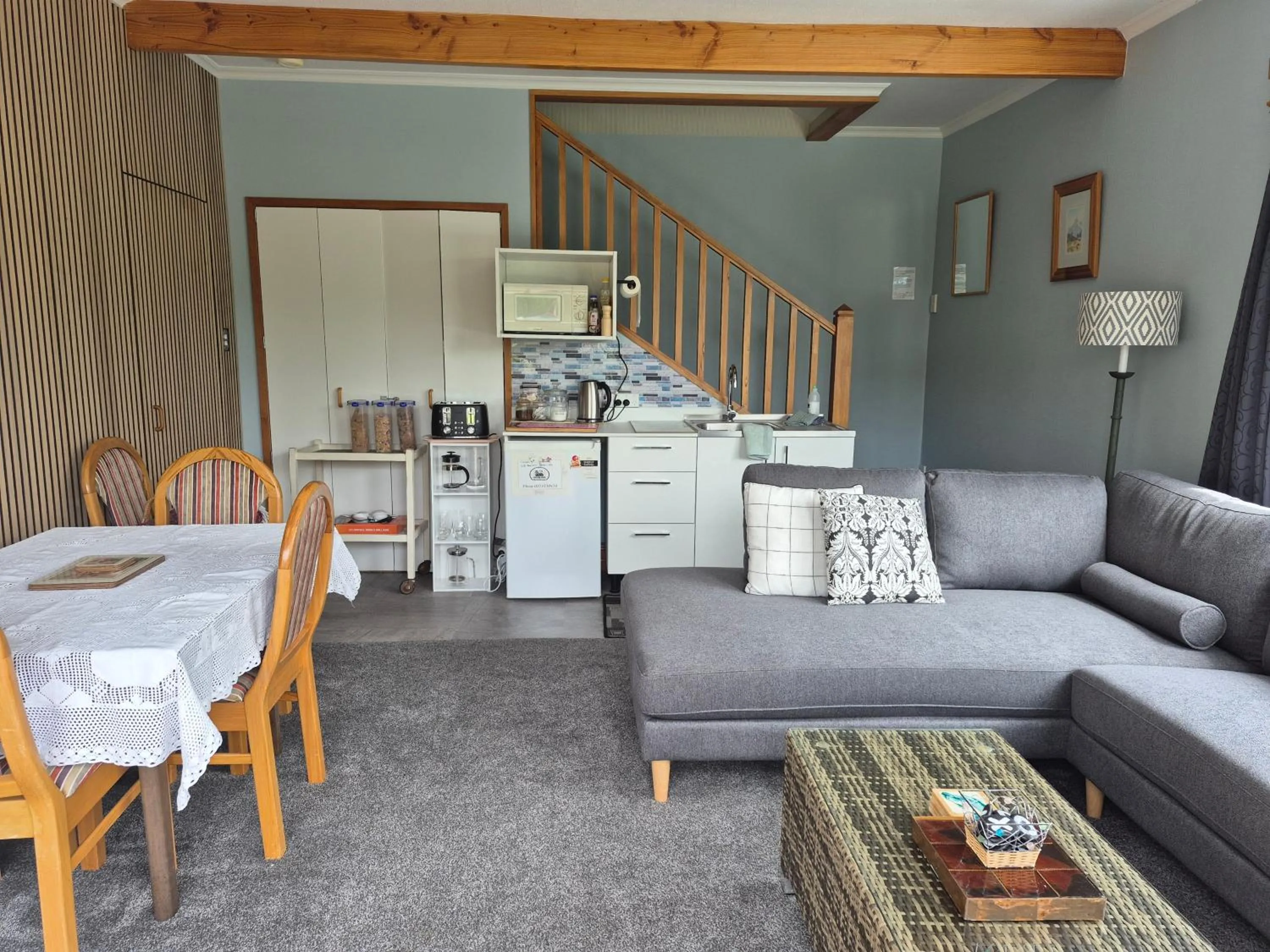 Kitchen or kitchenette in Century House B & B flatlette