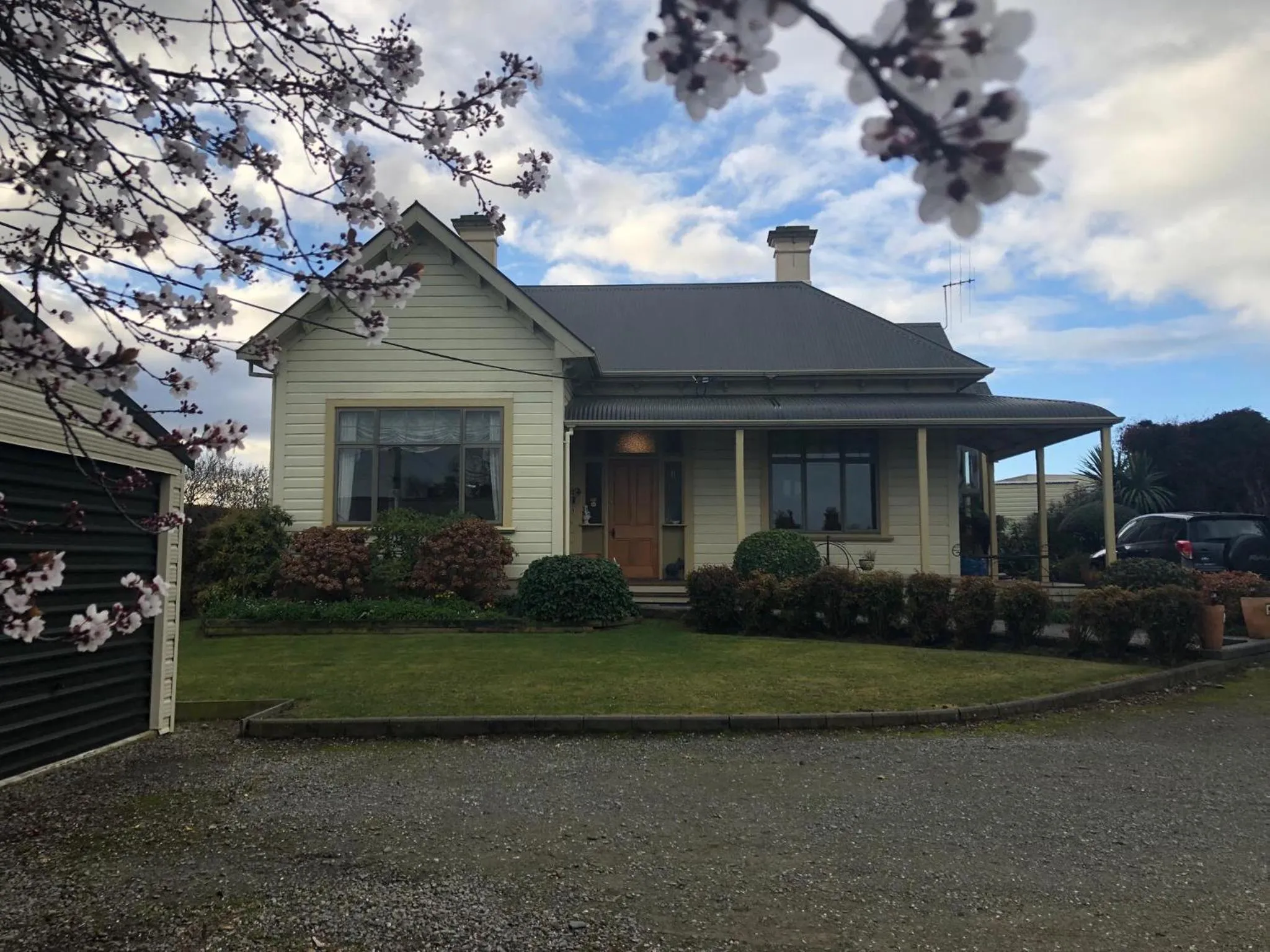 Property building in Century House B & B flatlette