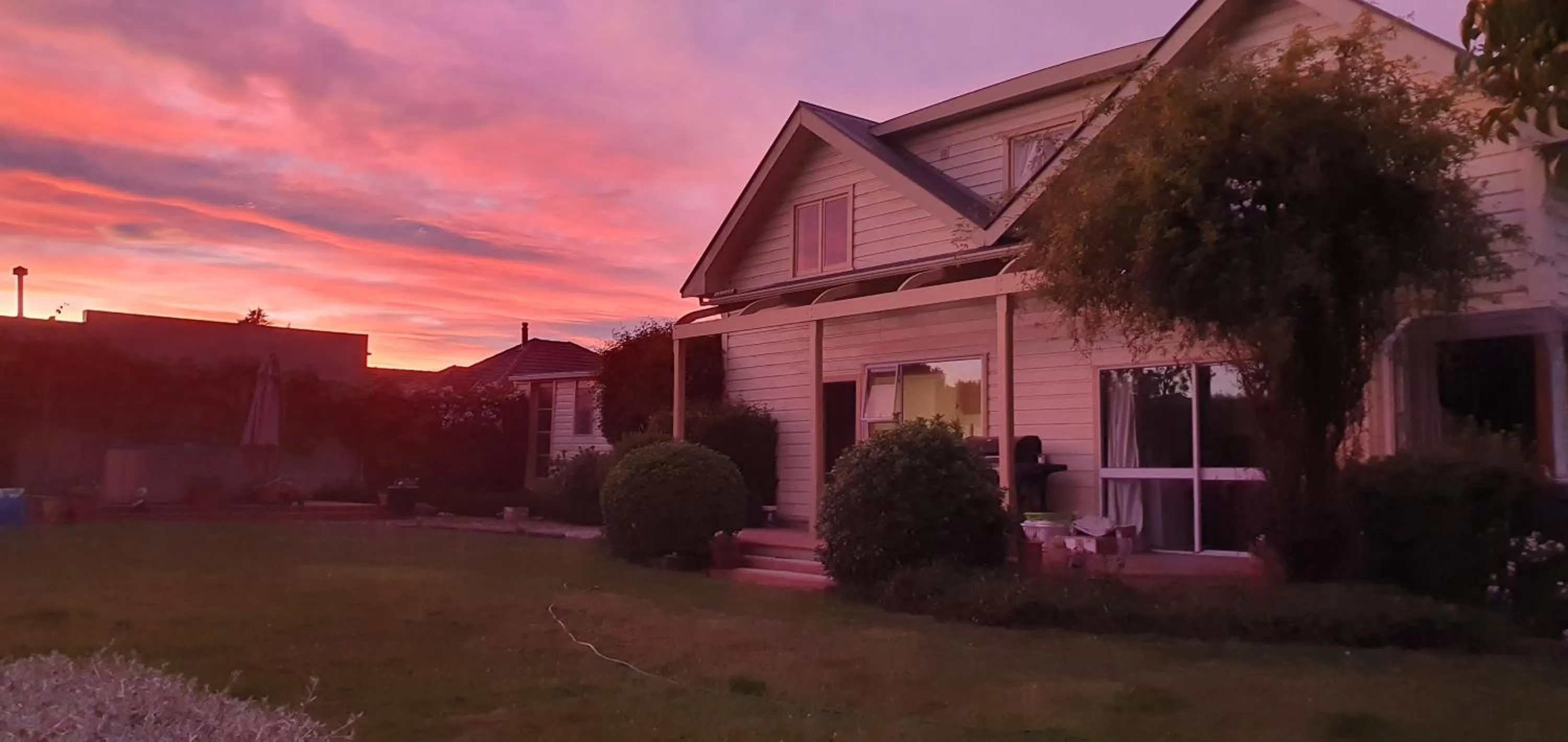 Property building in Century House B & B flatlette