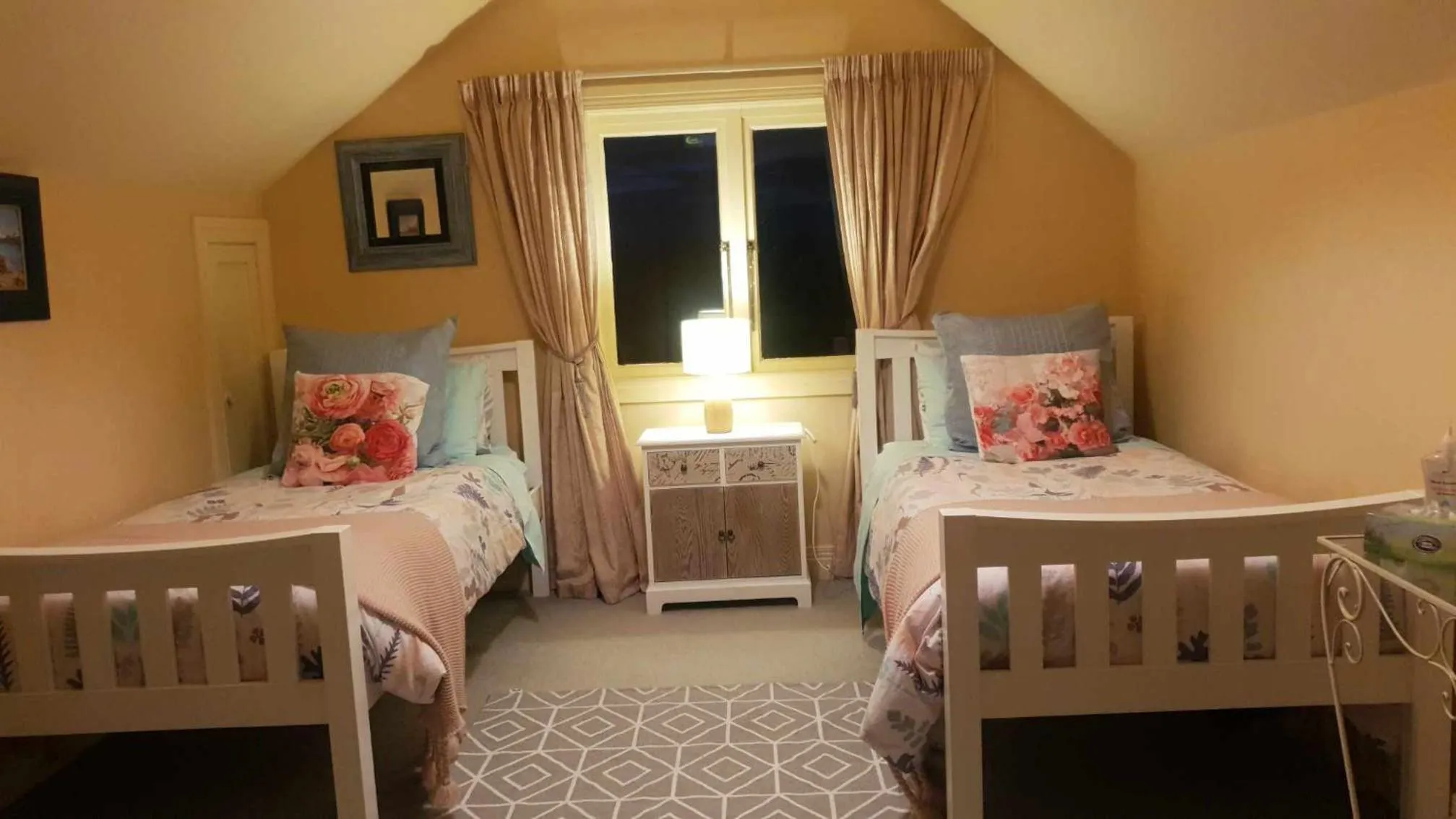 Bed in Century House B & B flatlette