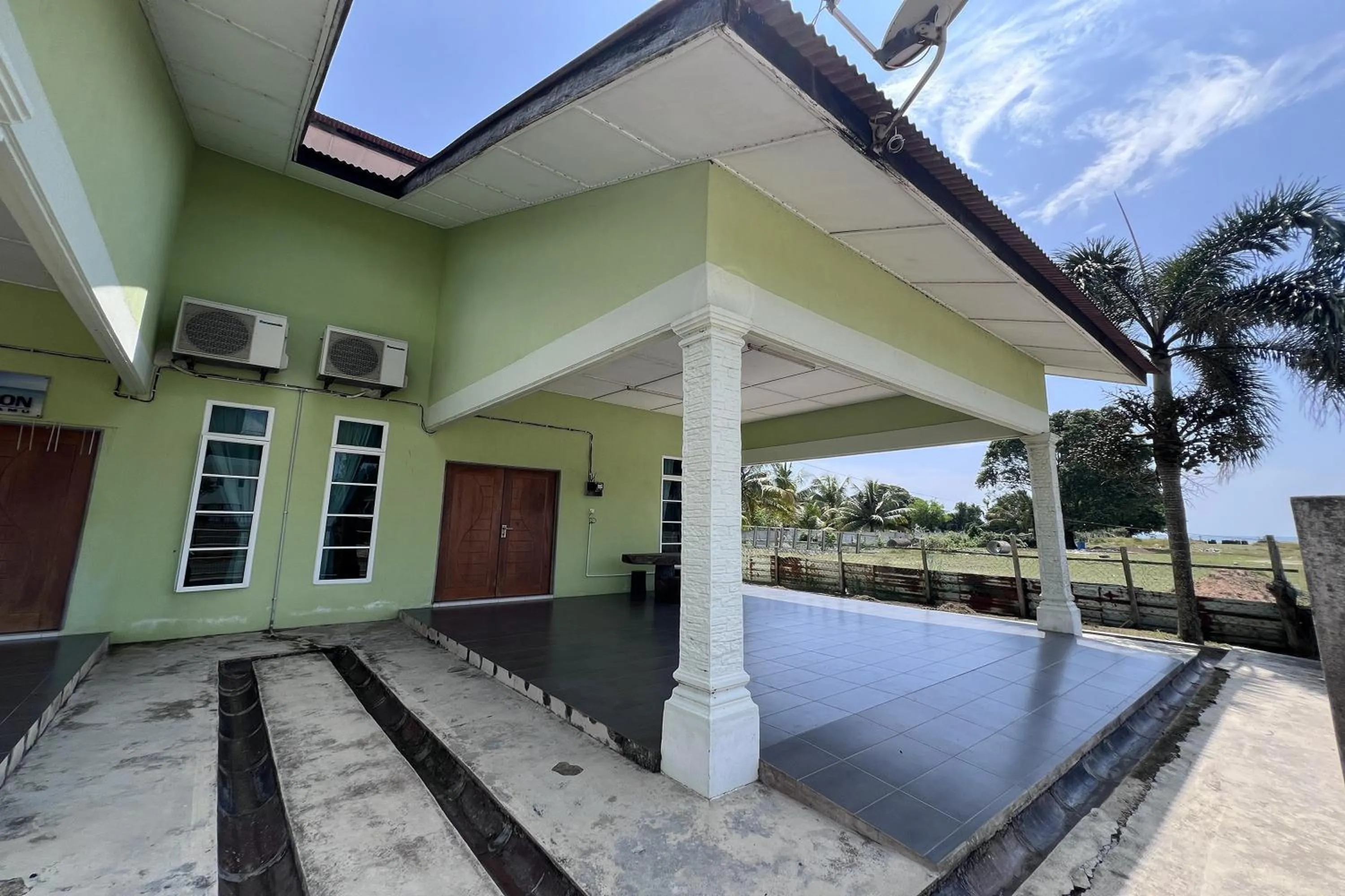 Property building in Saujana Villa Cherok Paloh, Kuantan Beach
