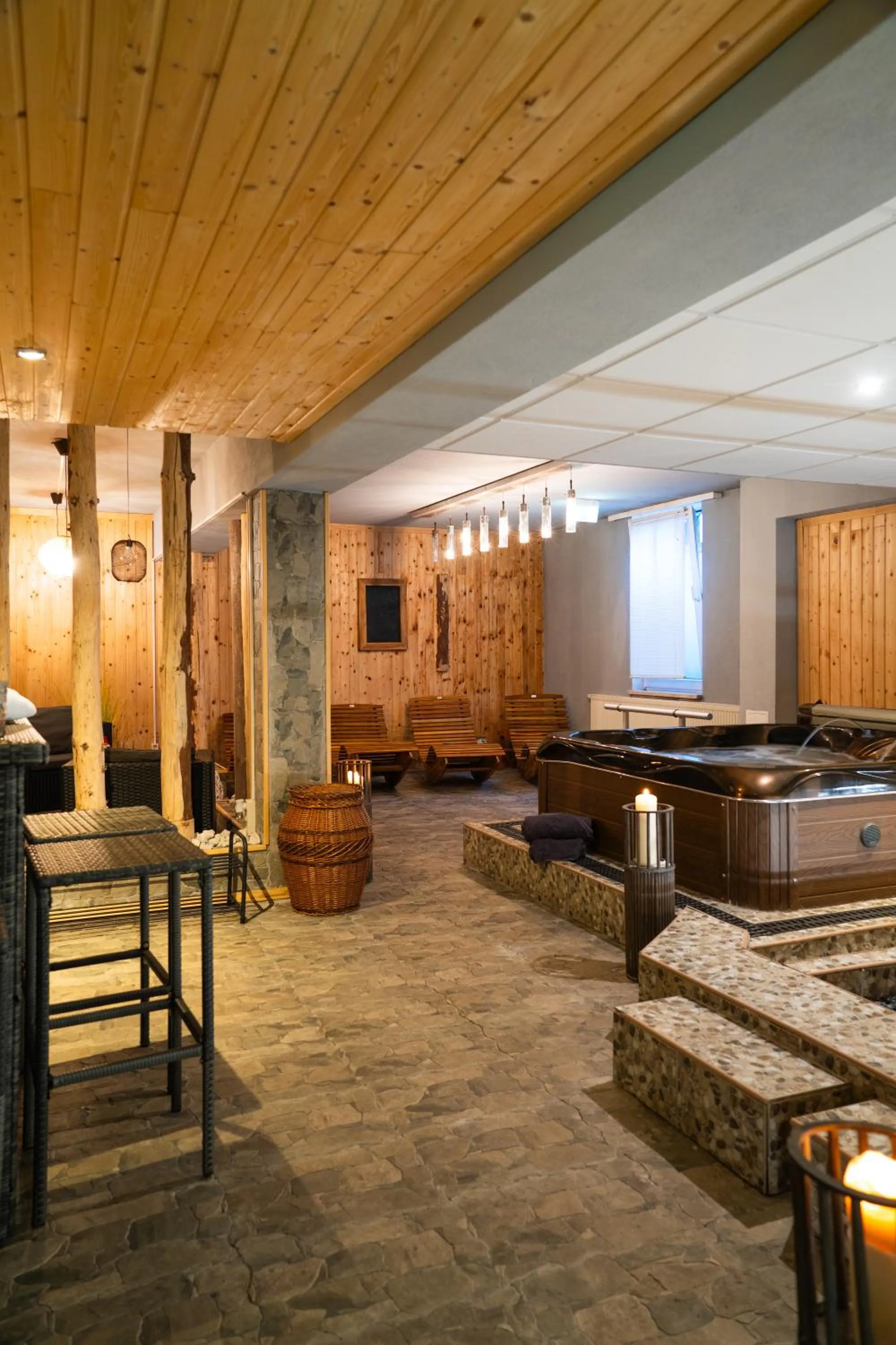 Hot Tub in Berghotel Drei Brüder Höhe