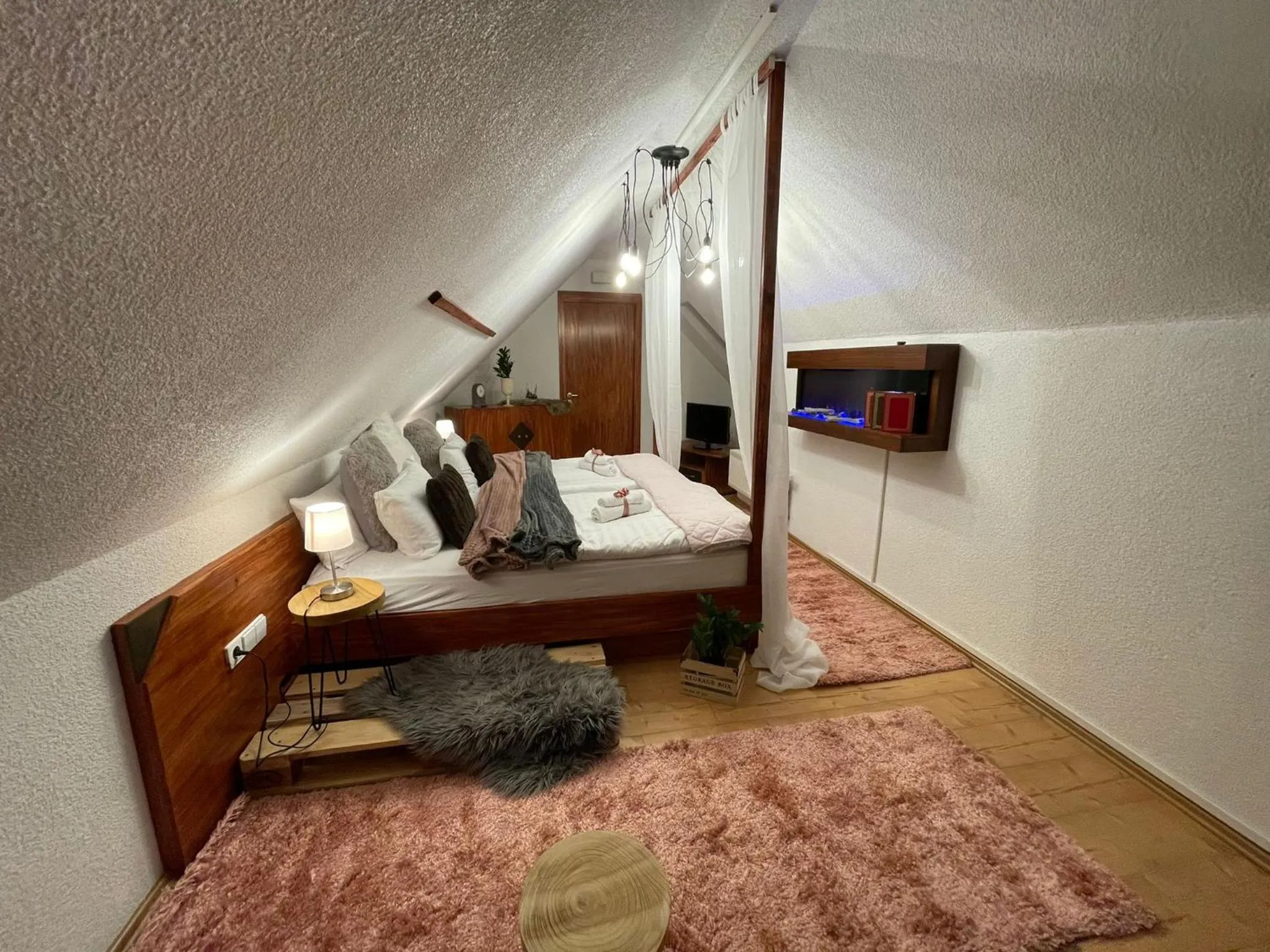 Bedroom, Bed in Berghotel Drei Brüder Höhe