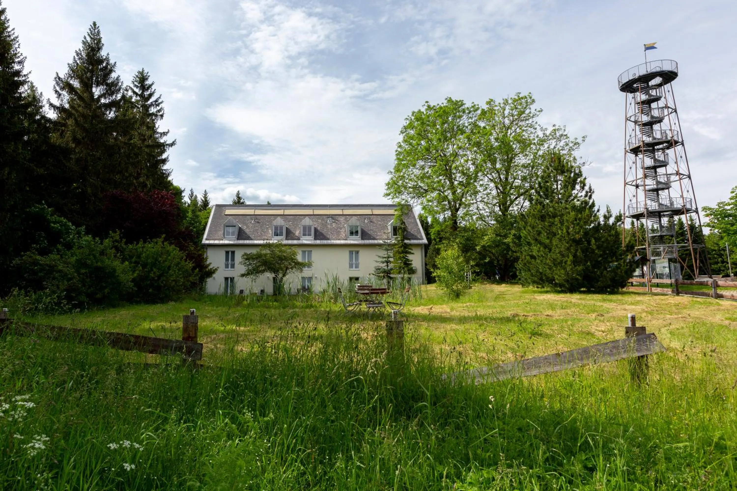 Garden in Berghotel Drei Brüder Höhe