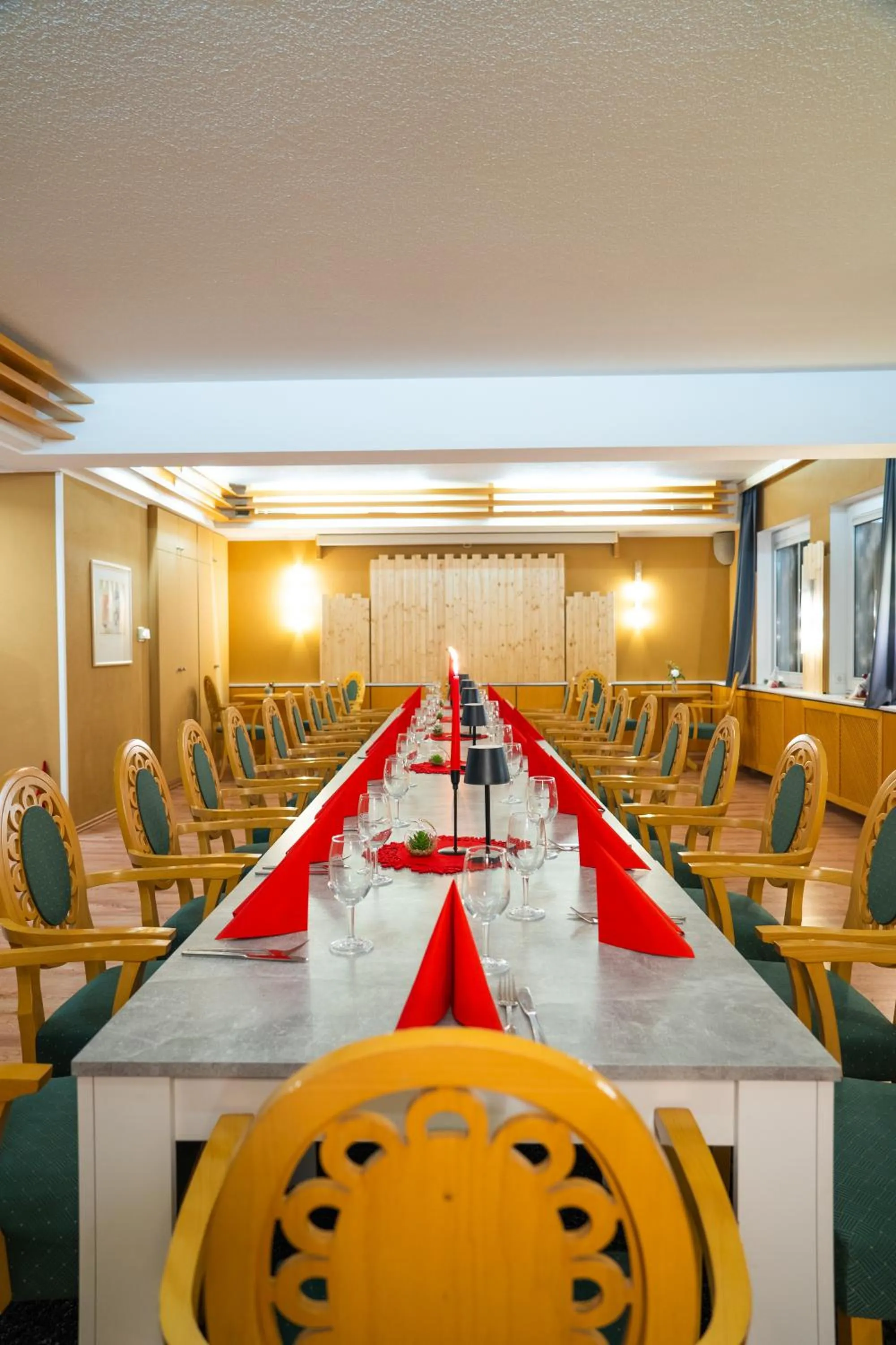 Restaurant/places to eat in Berghotel Drei Brüder Höhe